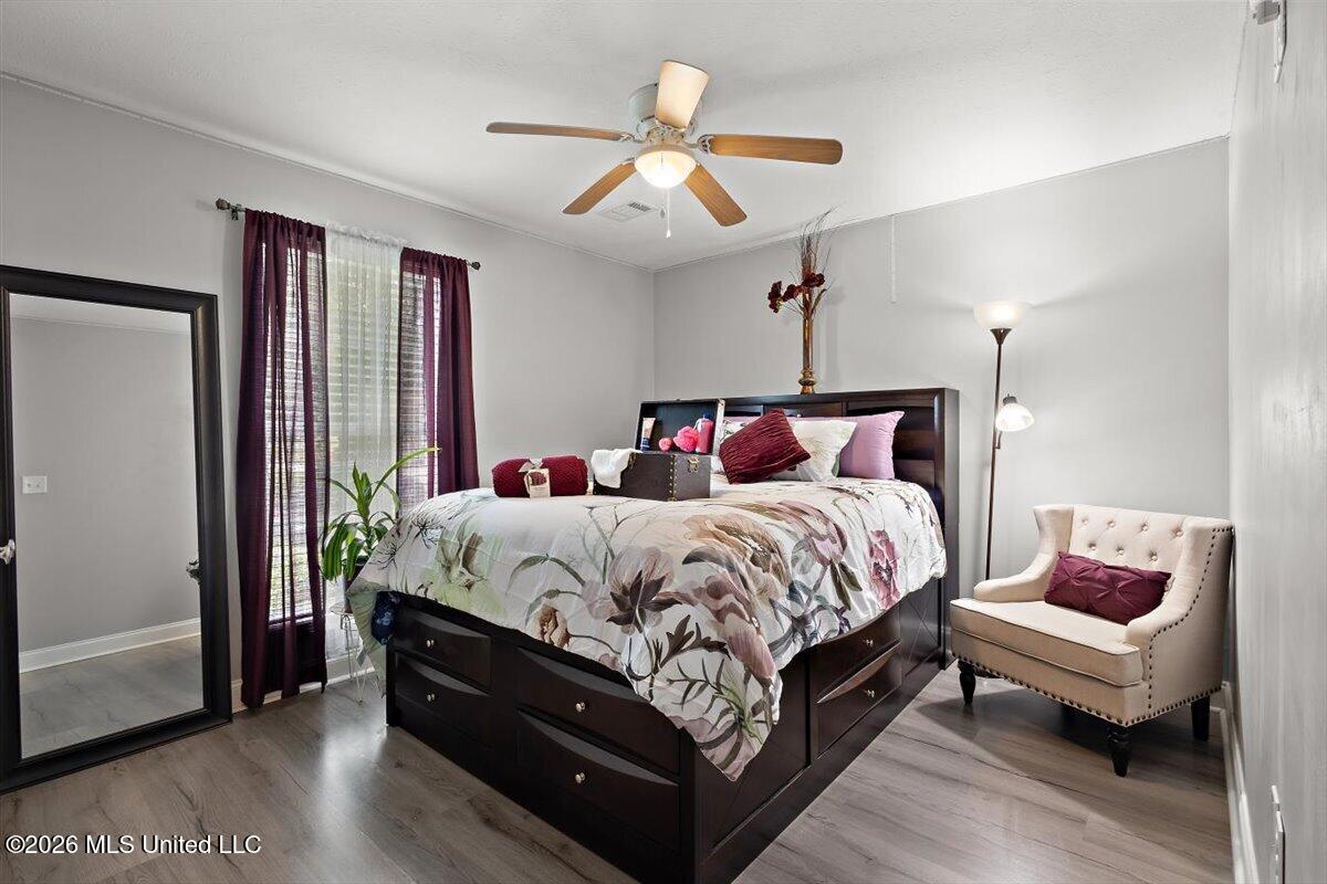 836 Cherry Ridge Drive Property Photo 18