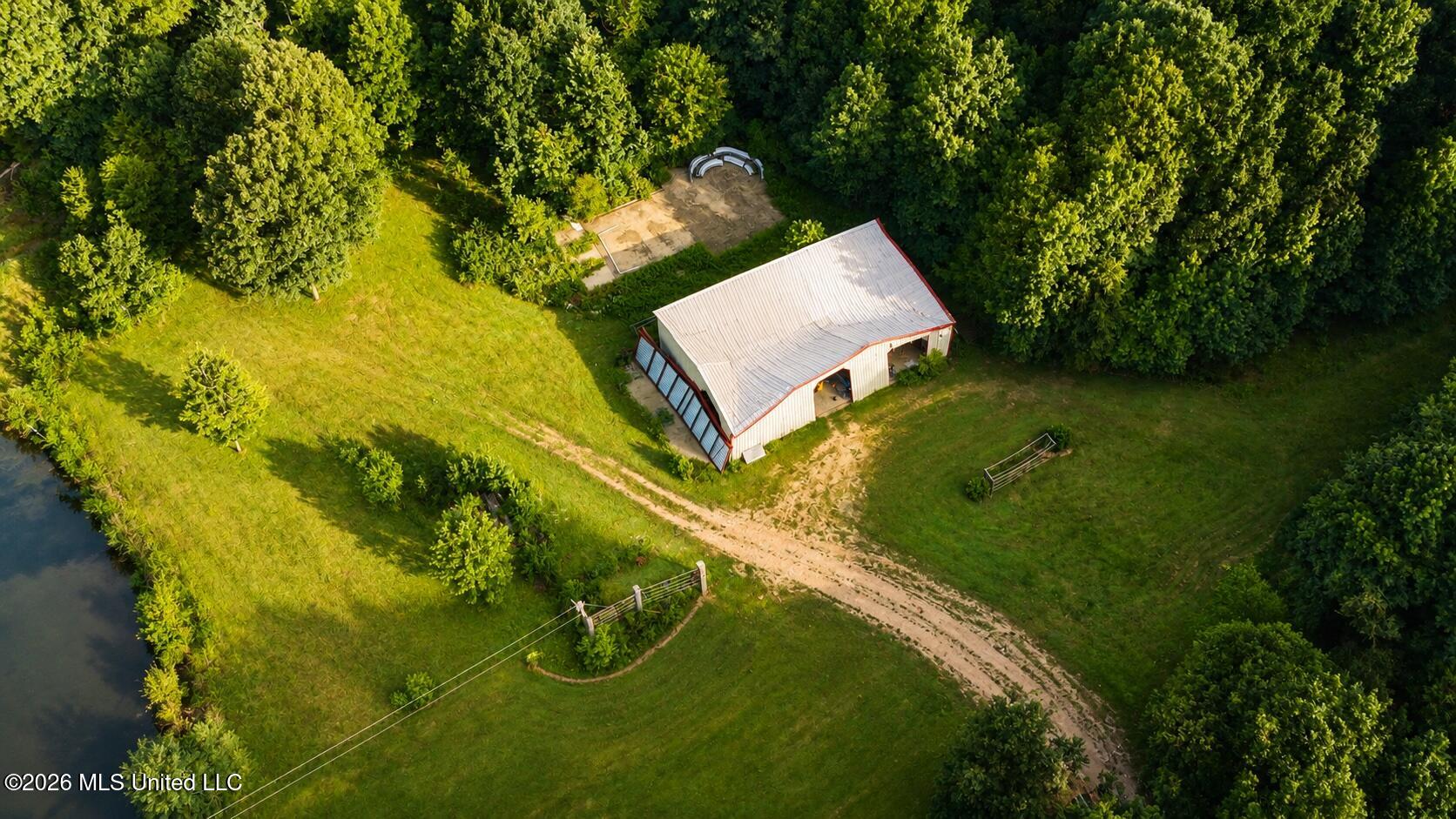 3579 Bett Road Property Photo 11
