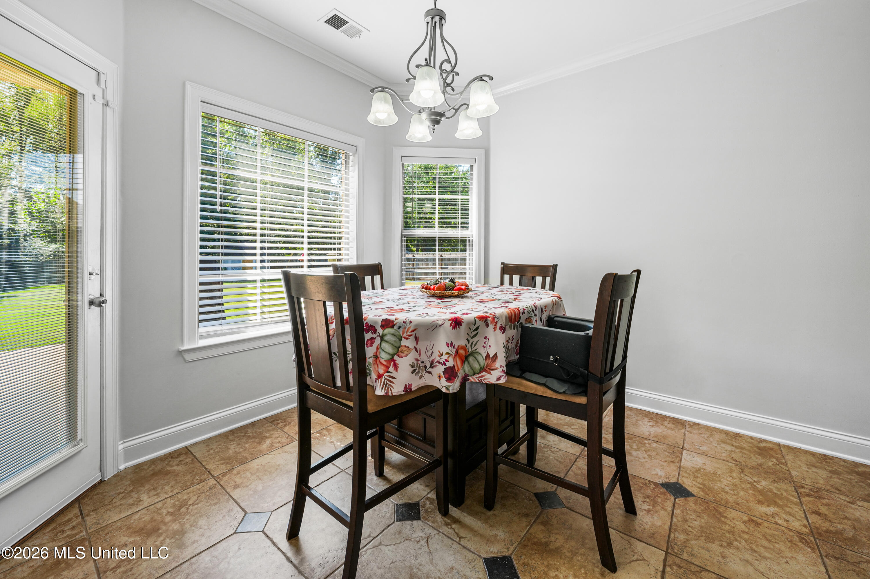 8633 Turkey Creek Drive Property Photo 14
