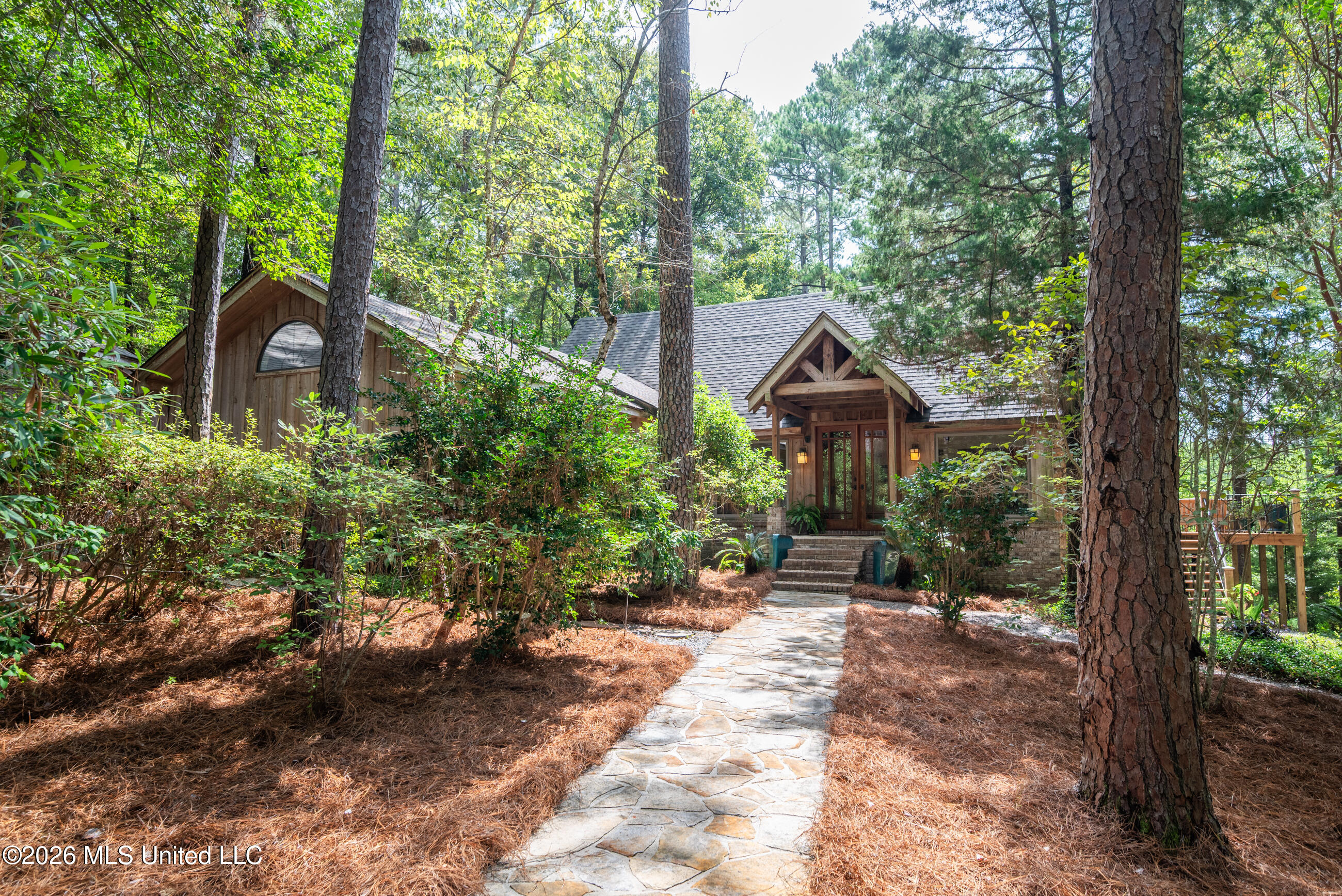 290 Hickory Hills Loop Property Photo 2