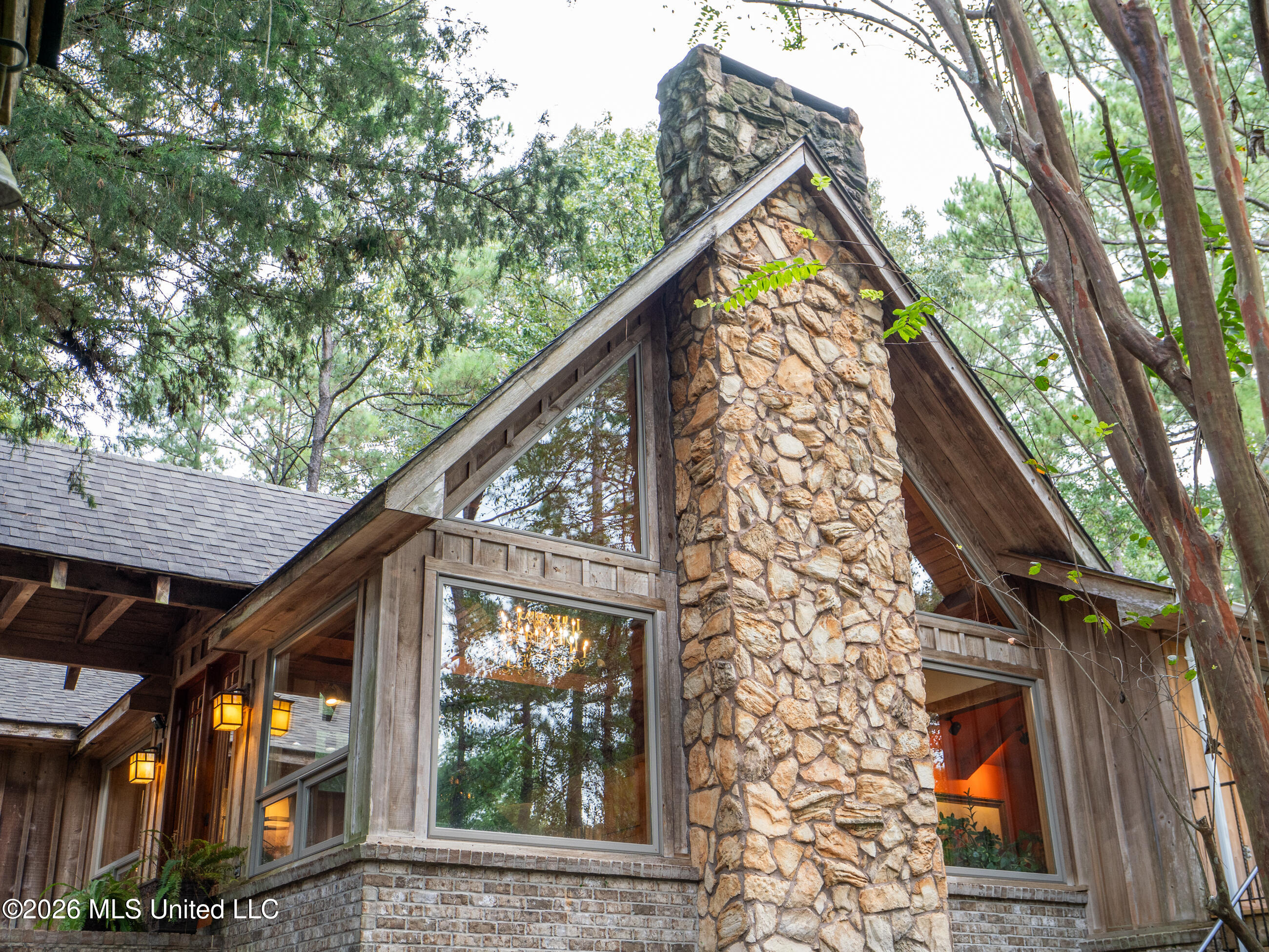 290 Hickory Hills Loop Property Photo 5
