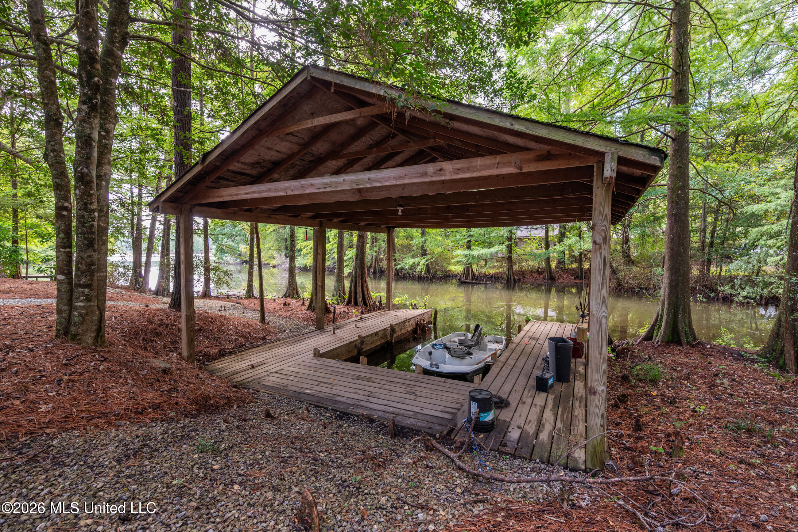 290 Hickory Hills Loop Property Photo 7