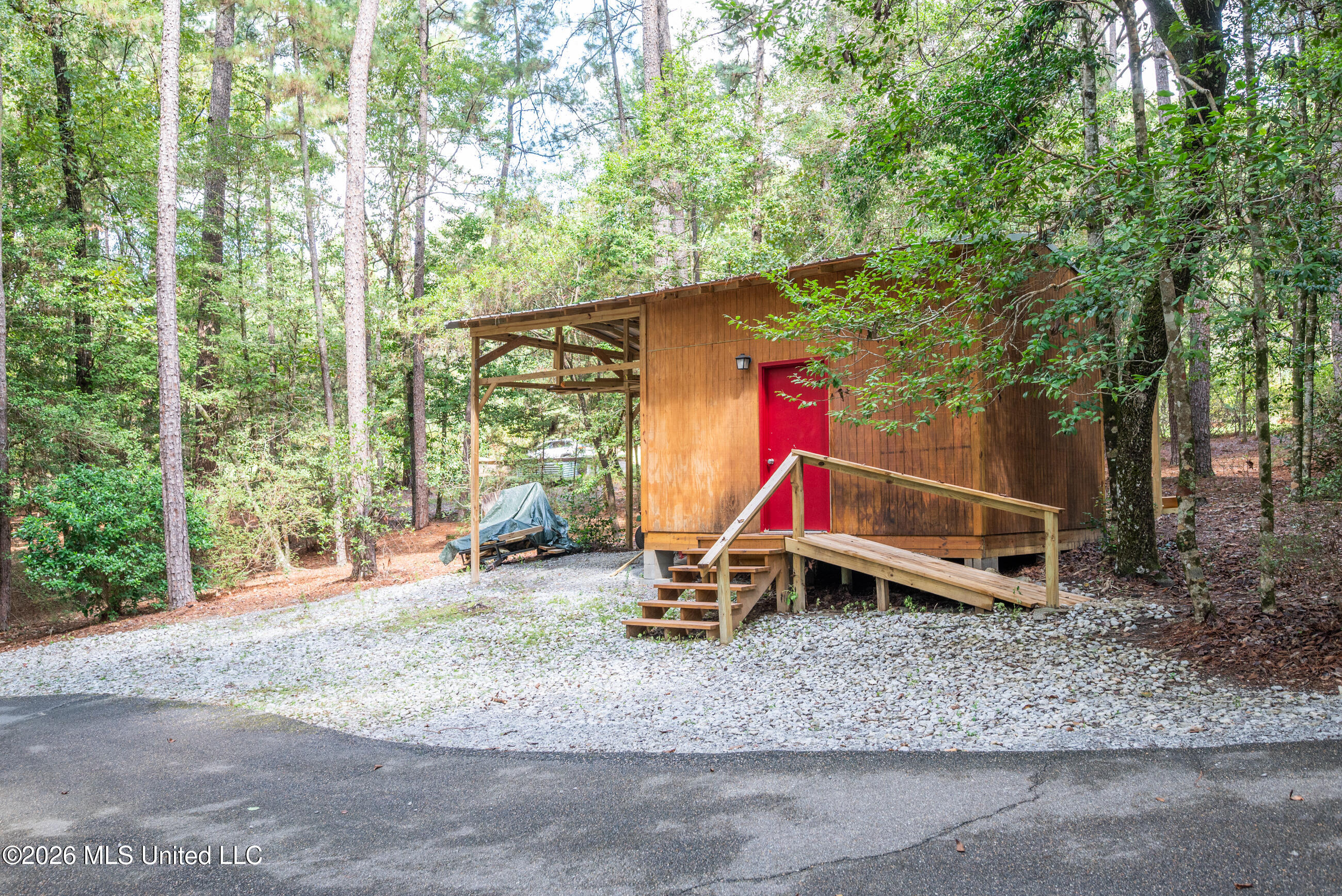 290 Hickory Hills Loop Property Photo 45