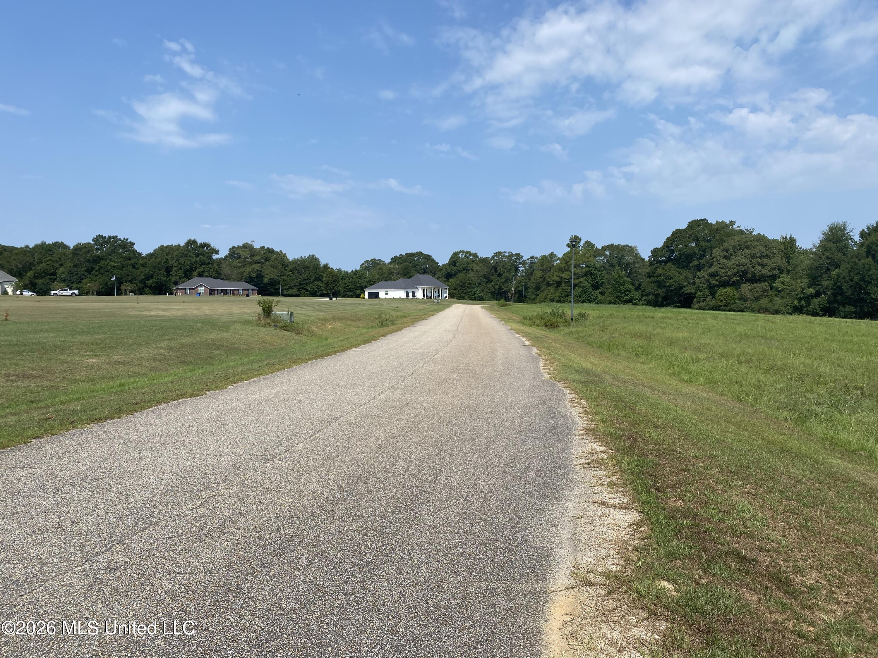 Oak Drive Property Photo 4