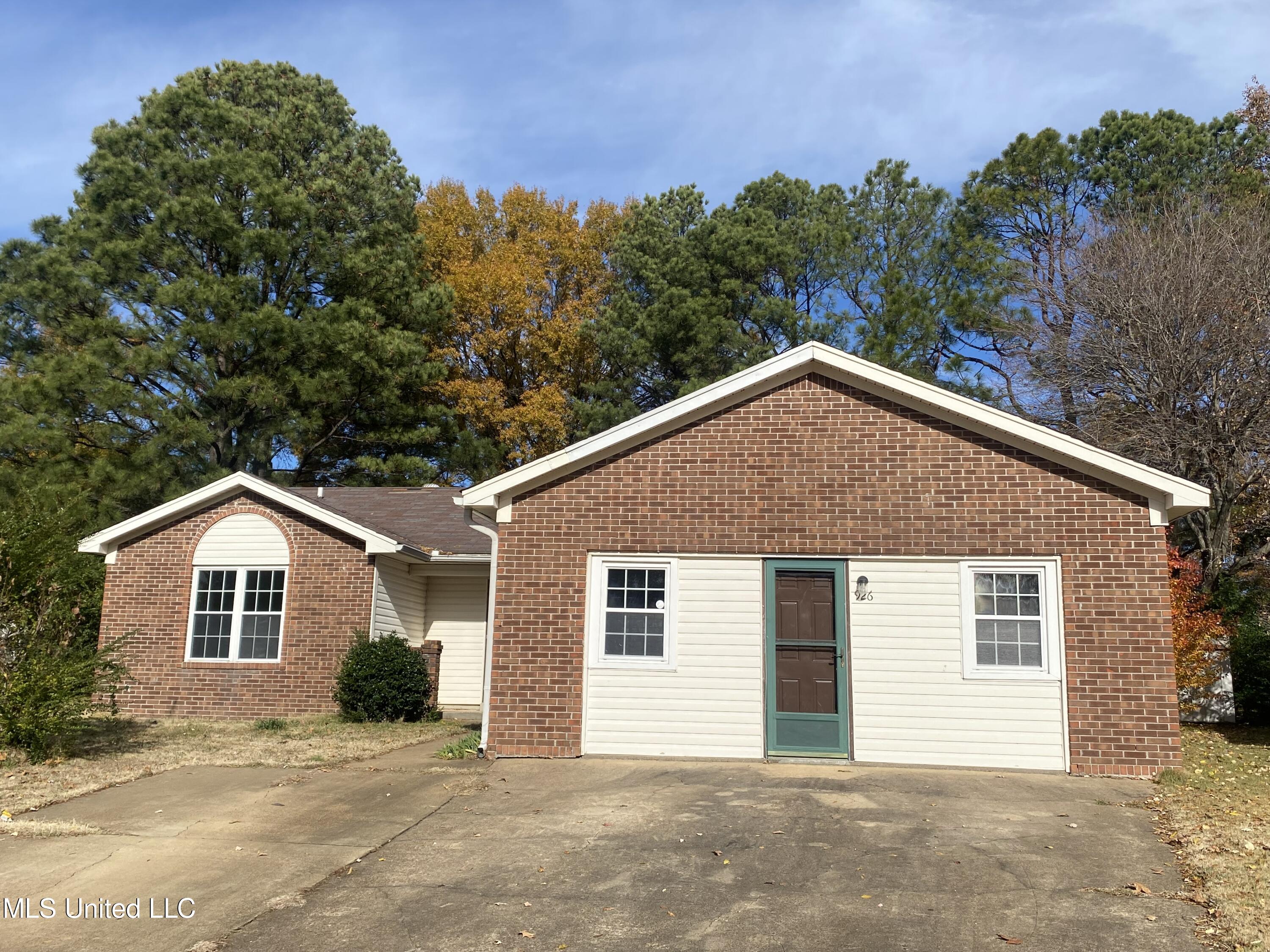 926 Oaklawn Place Property Photo 16