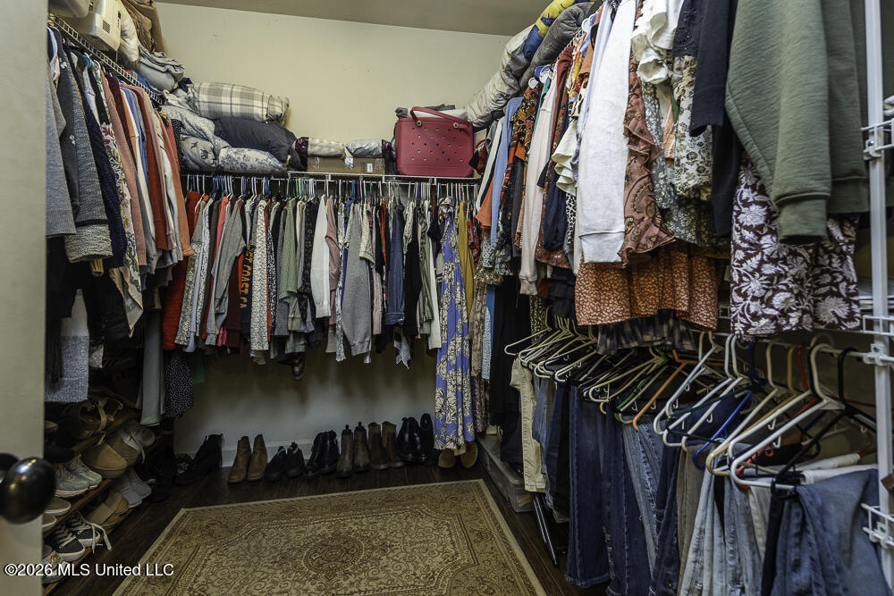664 Robertson Way Property Photo 17