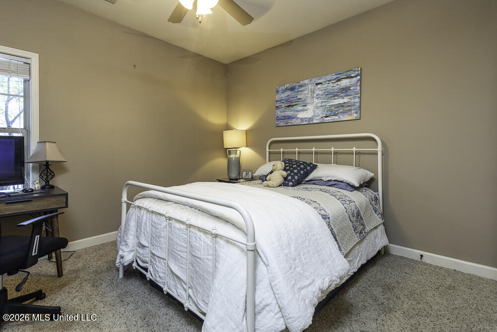 664 Robertson Way Property Photo 20