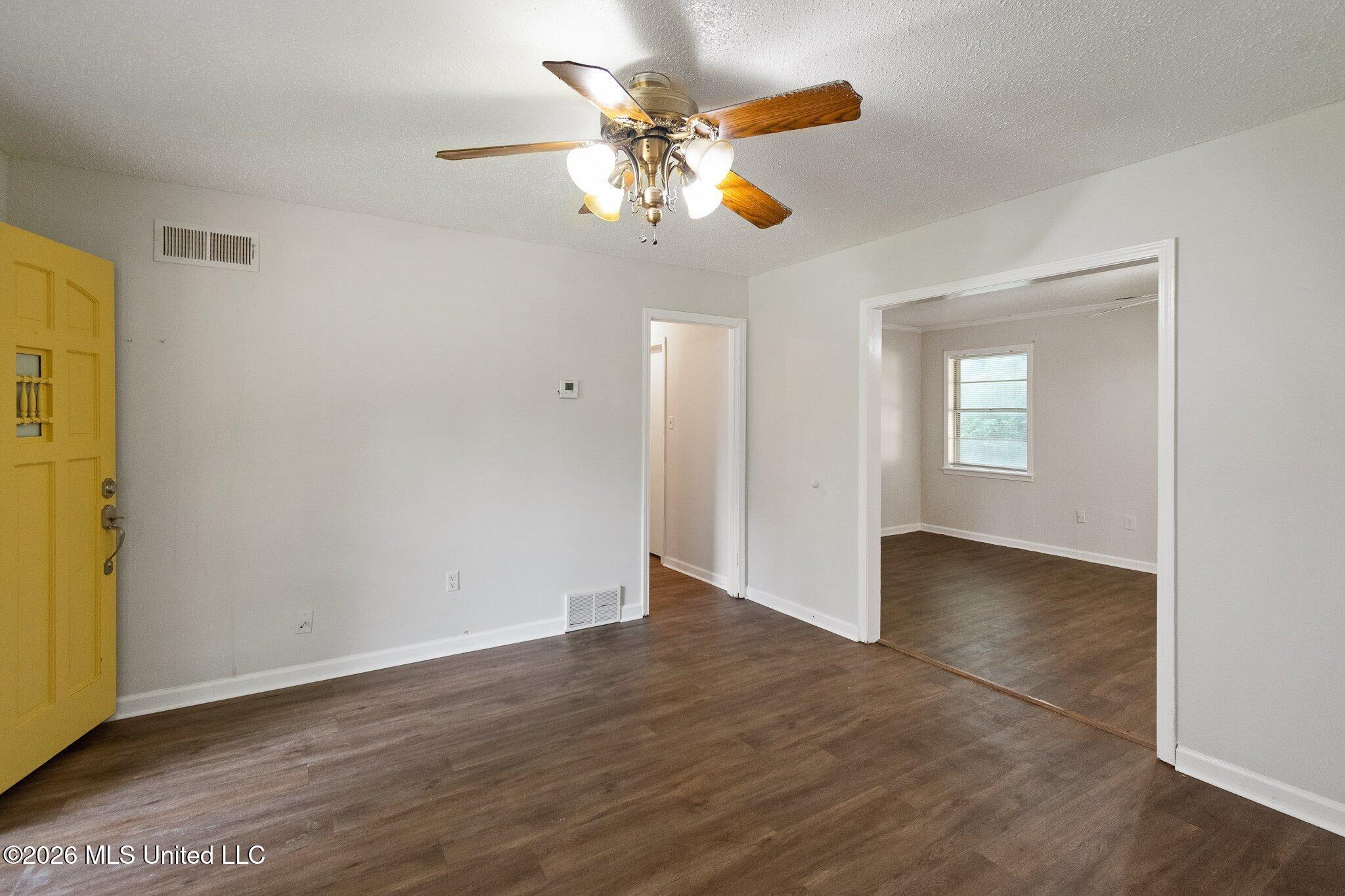 7396 Meadowbrook Drive Property Photo 5
