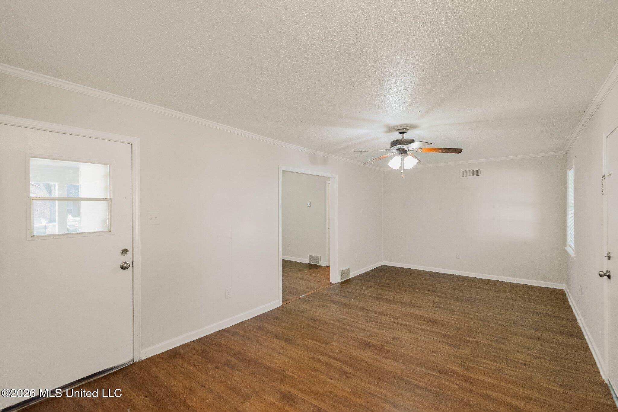 7396 Meadowbrook Drive Property Photo 7