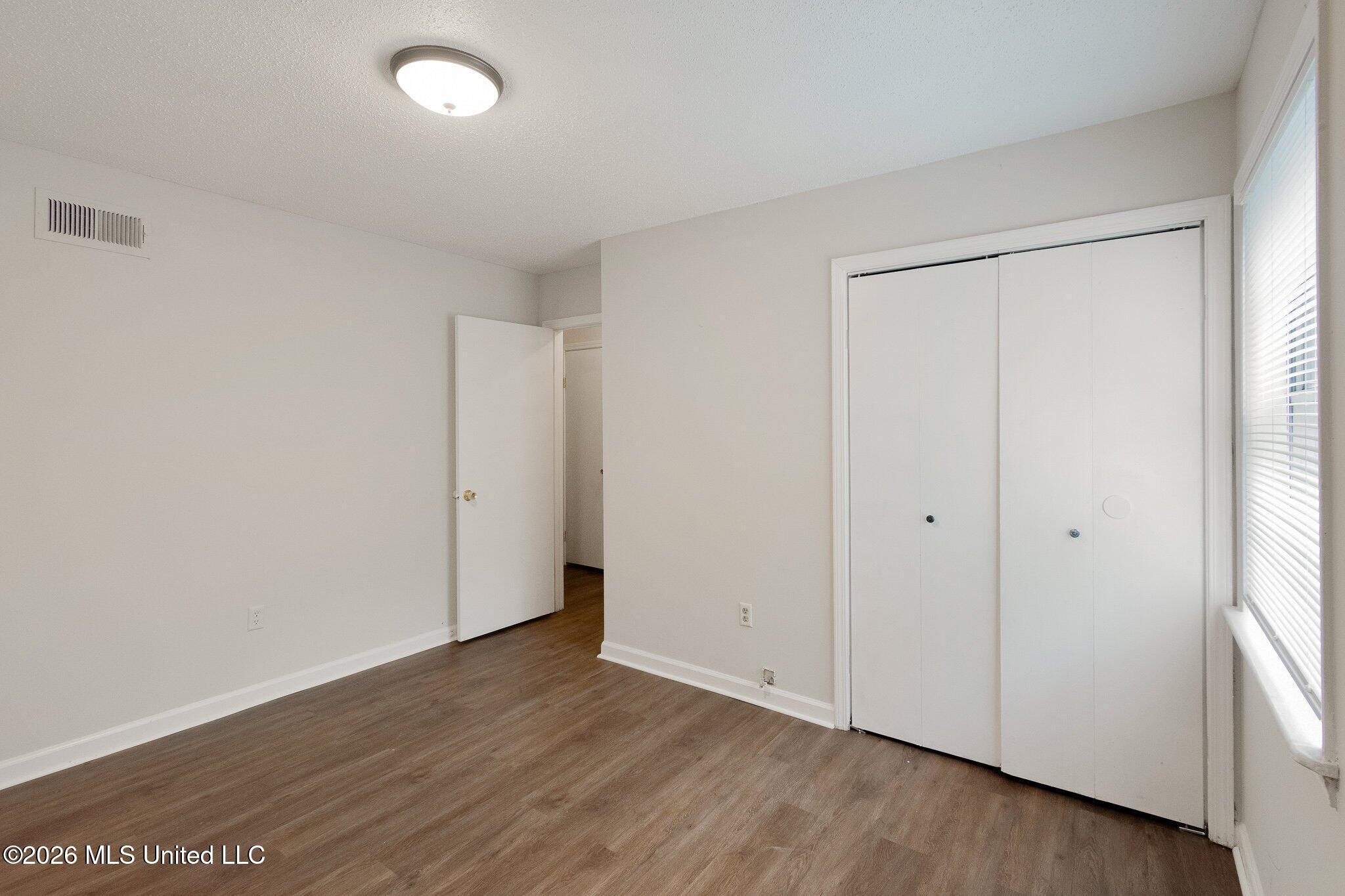 7396 Meadowbrook Drive Property Photo 9
