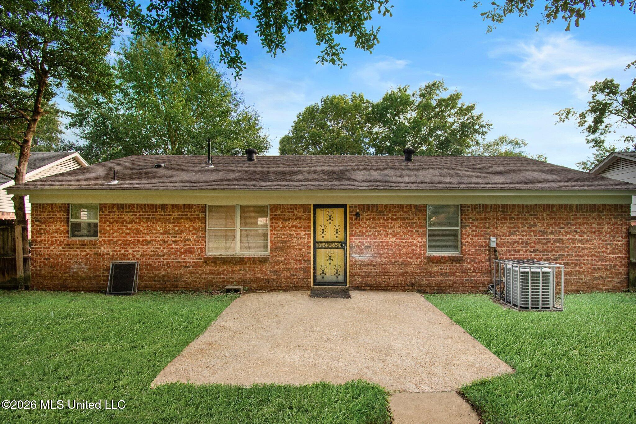 7396 Meadowbrook Drive Property Photo 17