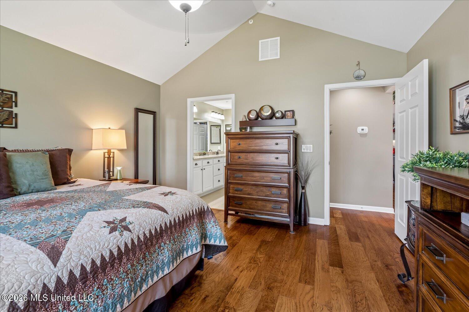 8665 Parkview Oaks Circle Property Photo 16
