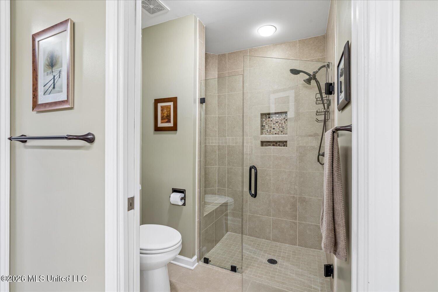8665 Parkview Oaks Circle Property Photo 18
