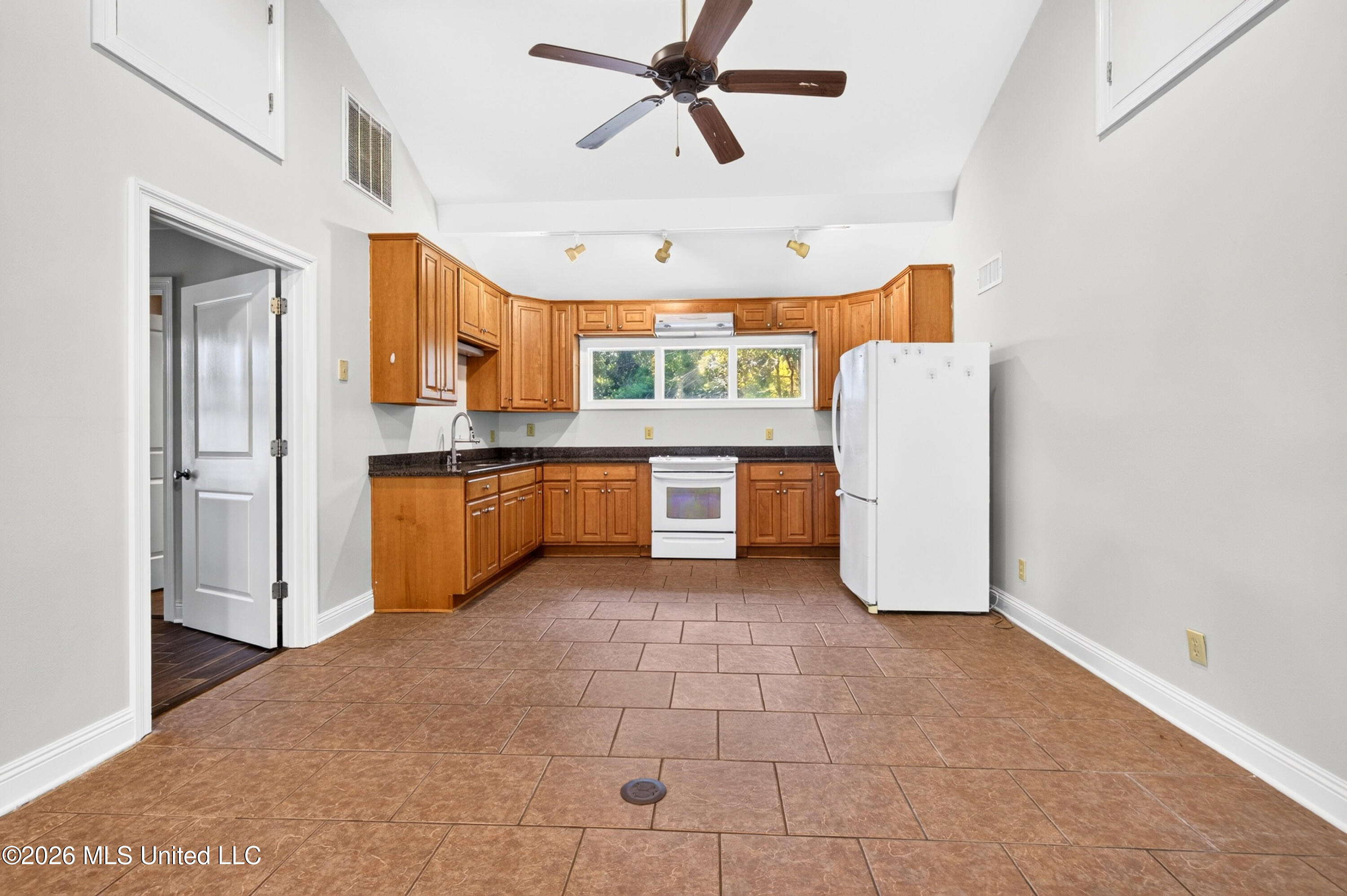 401 Turner Street Property Photo 64