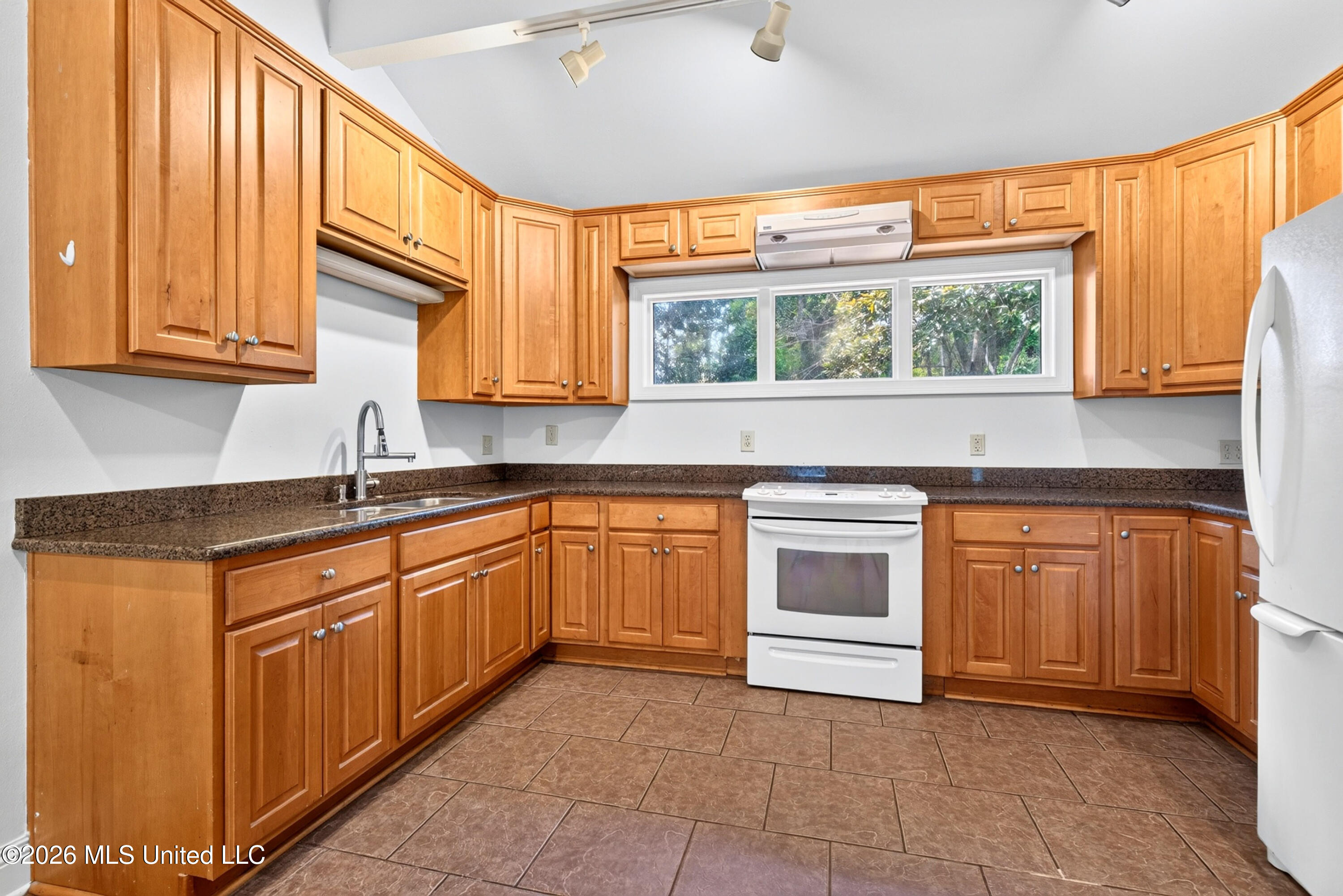 401 Turner Street Property Photo 65