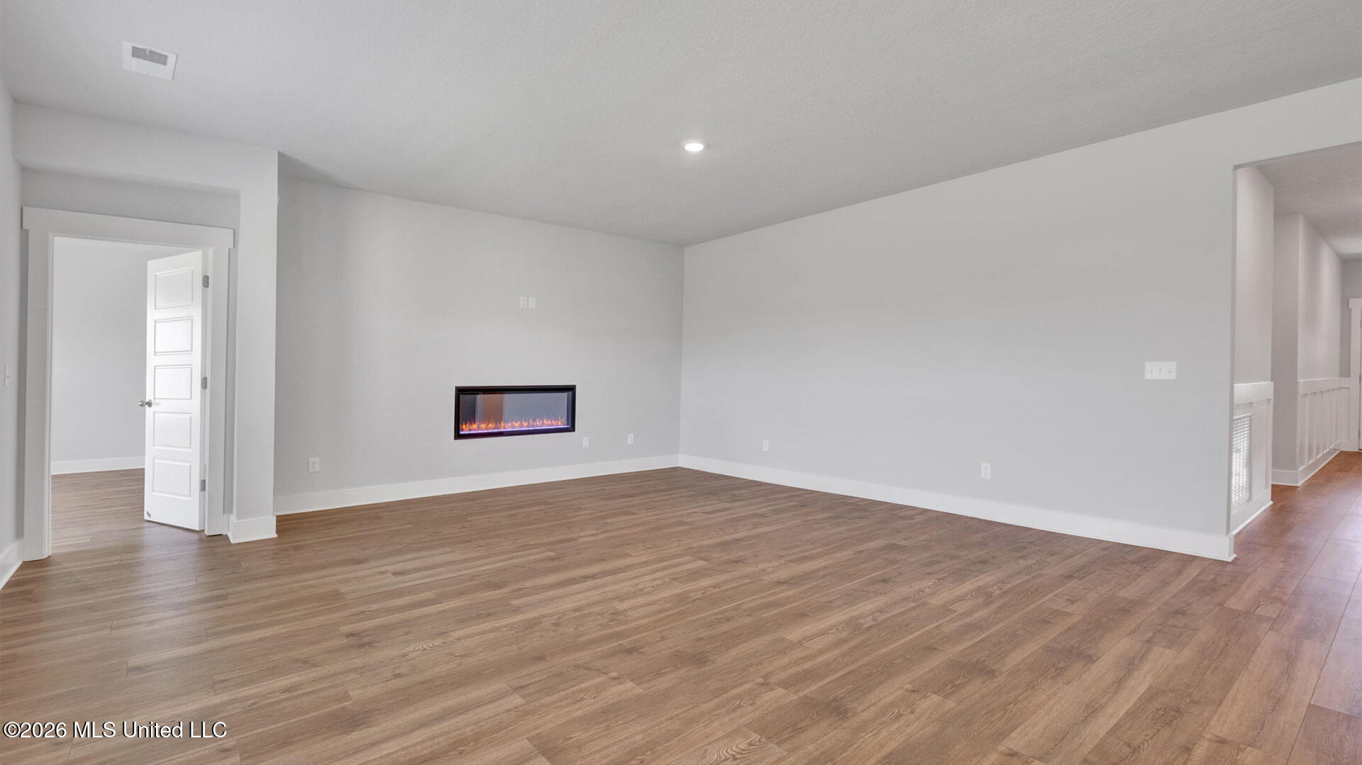 8358 Bankhead Drive Property Photo 13