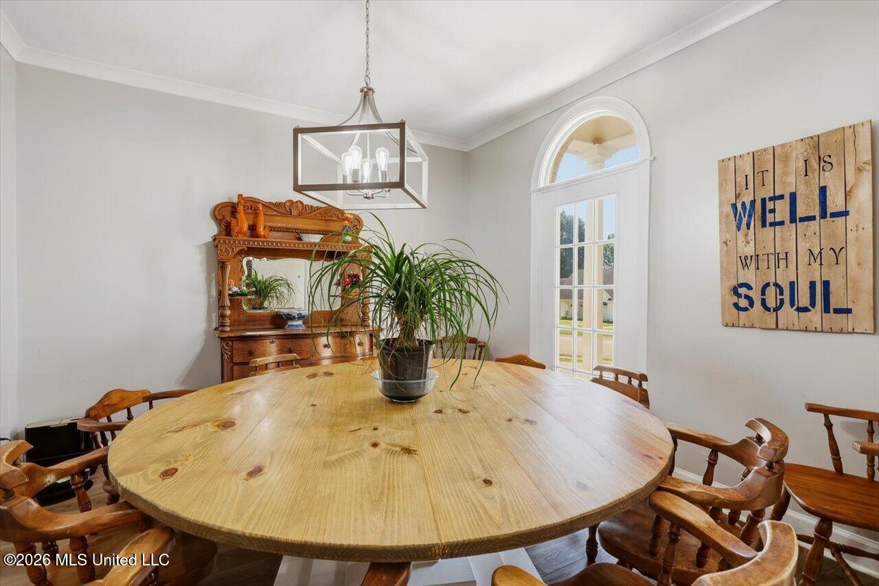 104 Saxony Court Property Photo 13