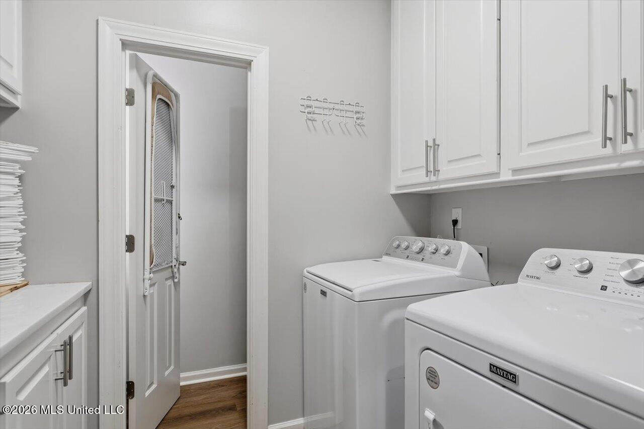 104 Saxony Court Property Photo 16