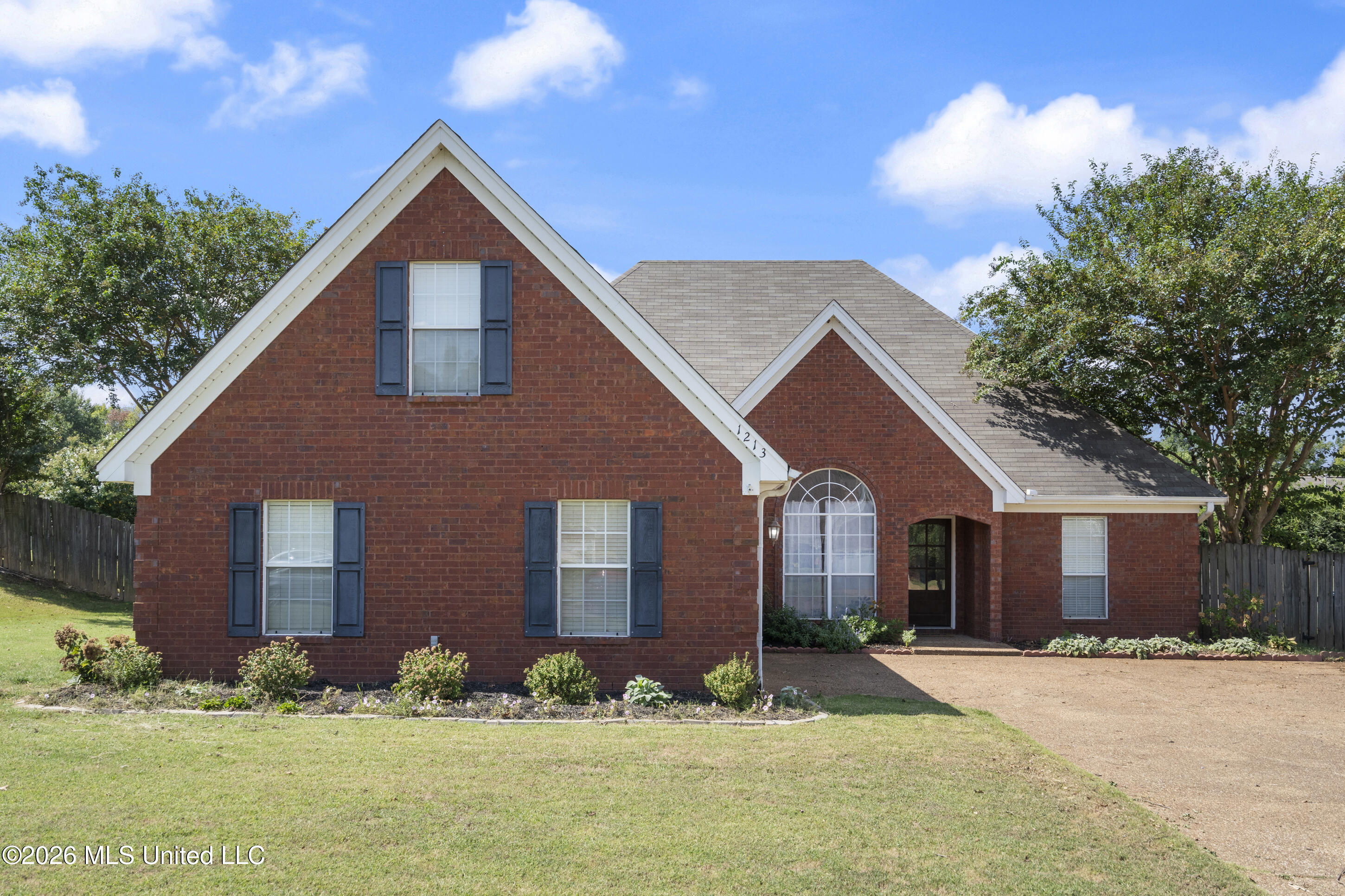 1213 Pontotoc Street Property Photo 1