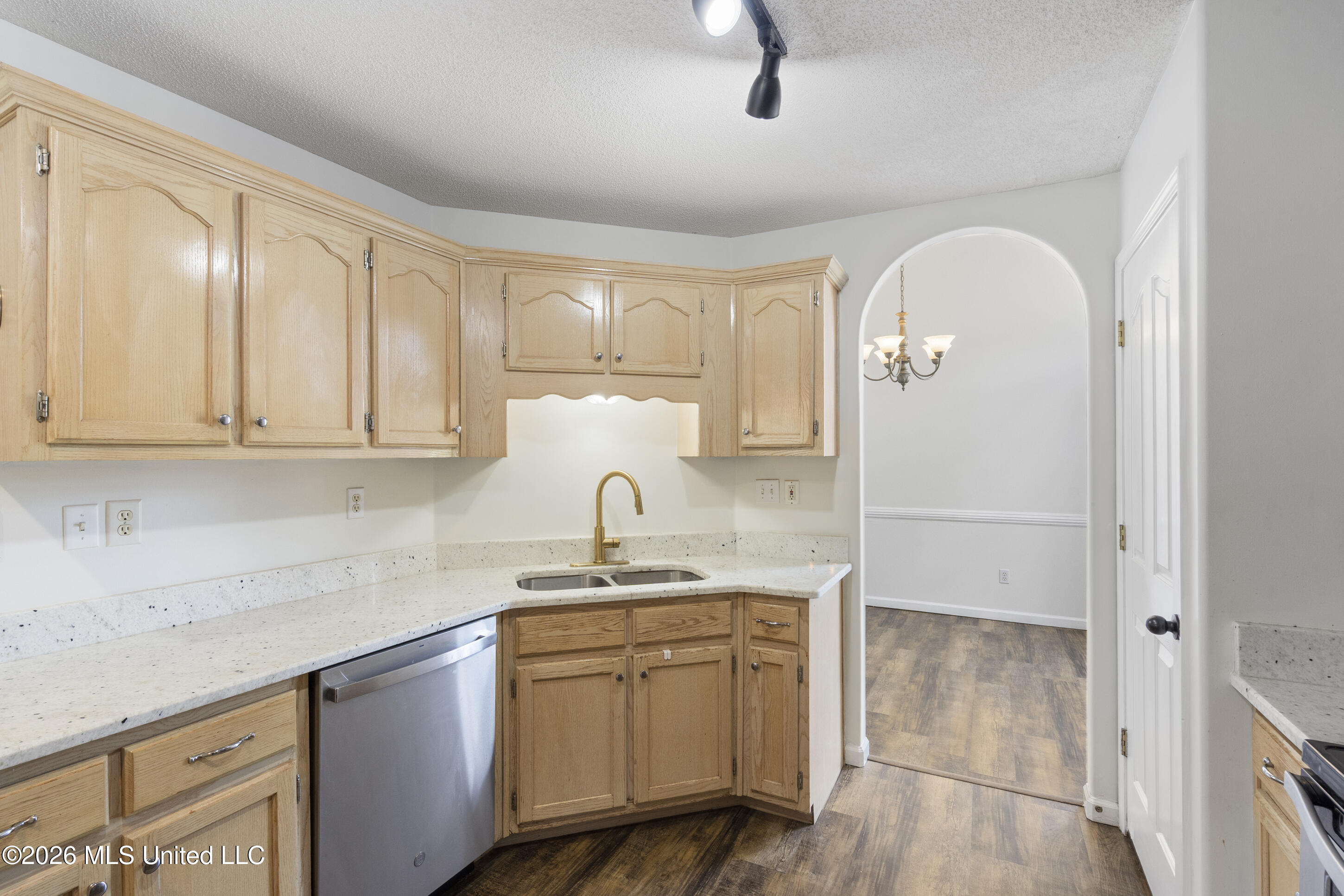 1213 Pontotoc Street Property Photo 9