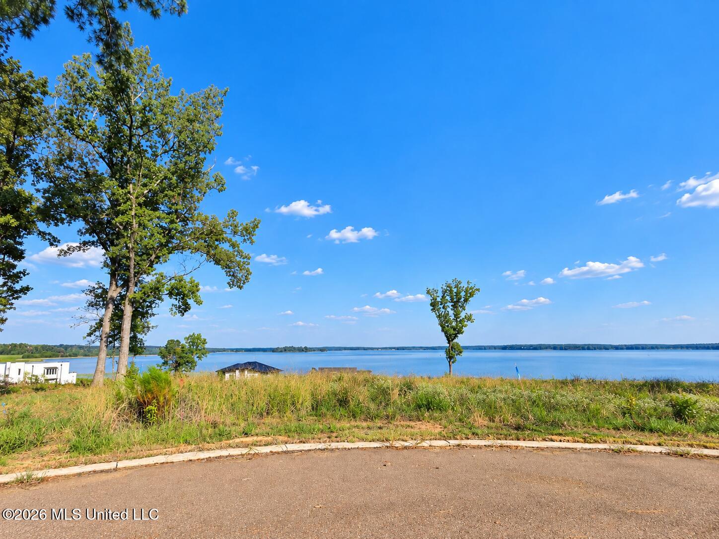 105 Athena Drive Property Photo 1