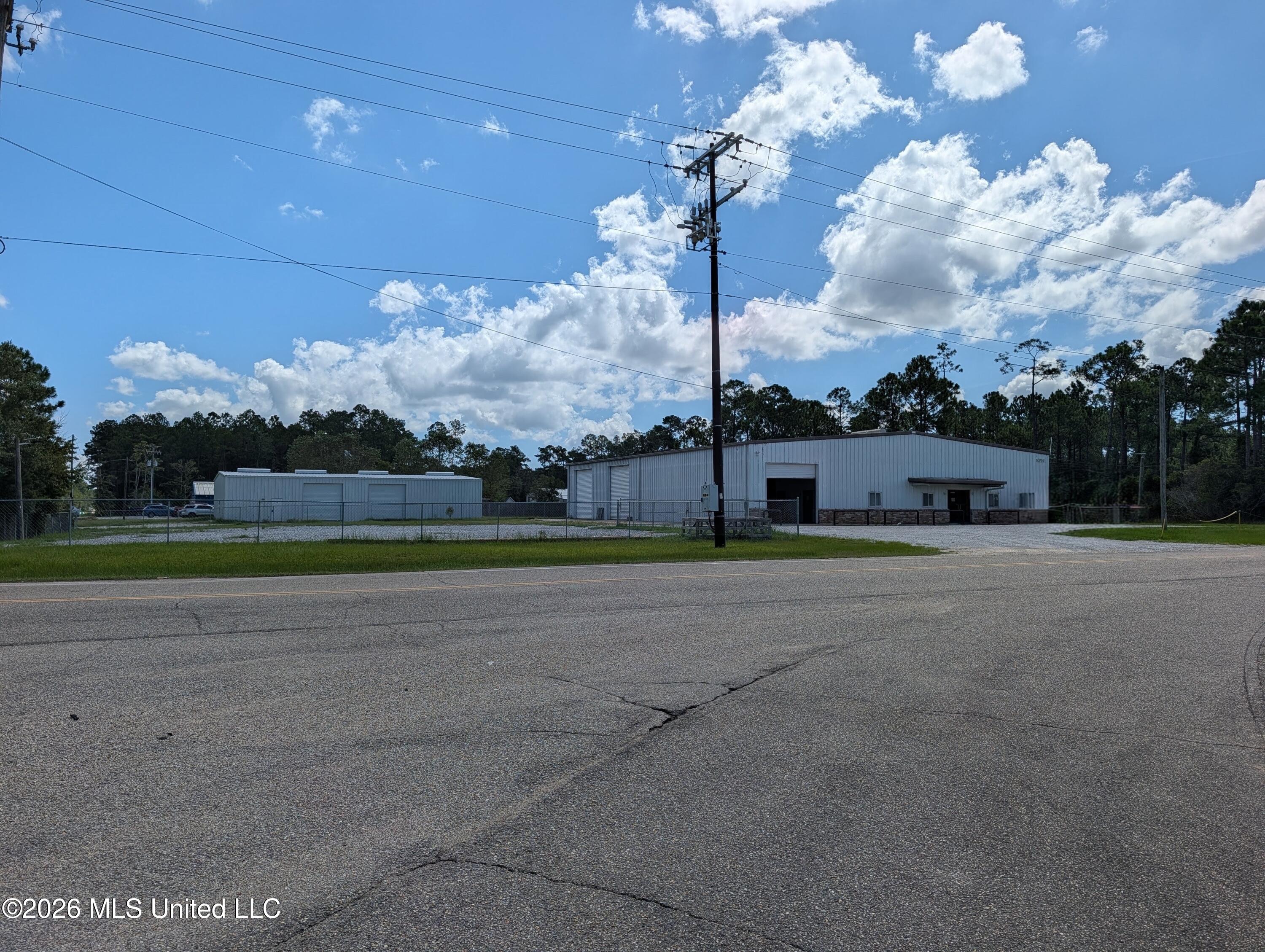 7185 Texas Flat Road Property Photo 1