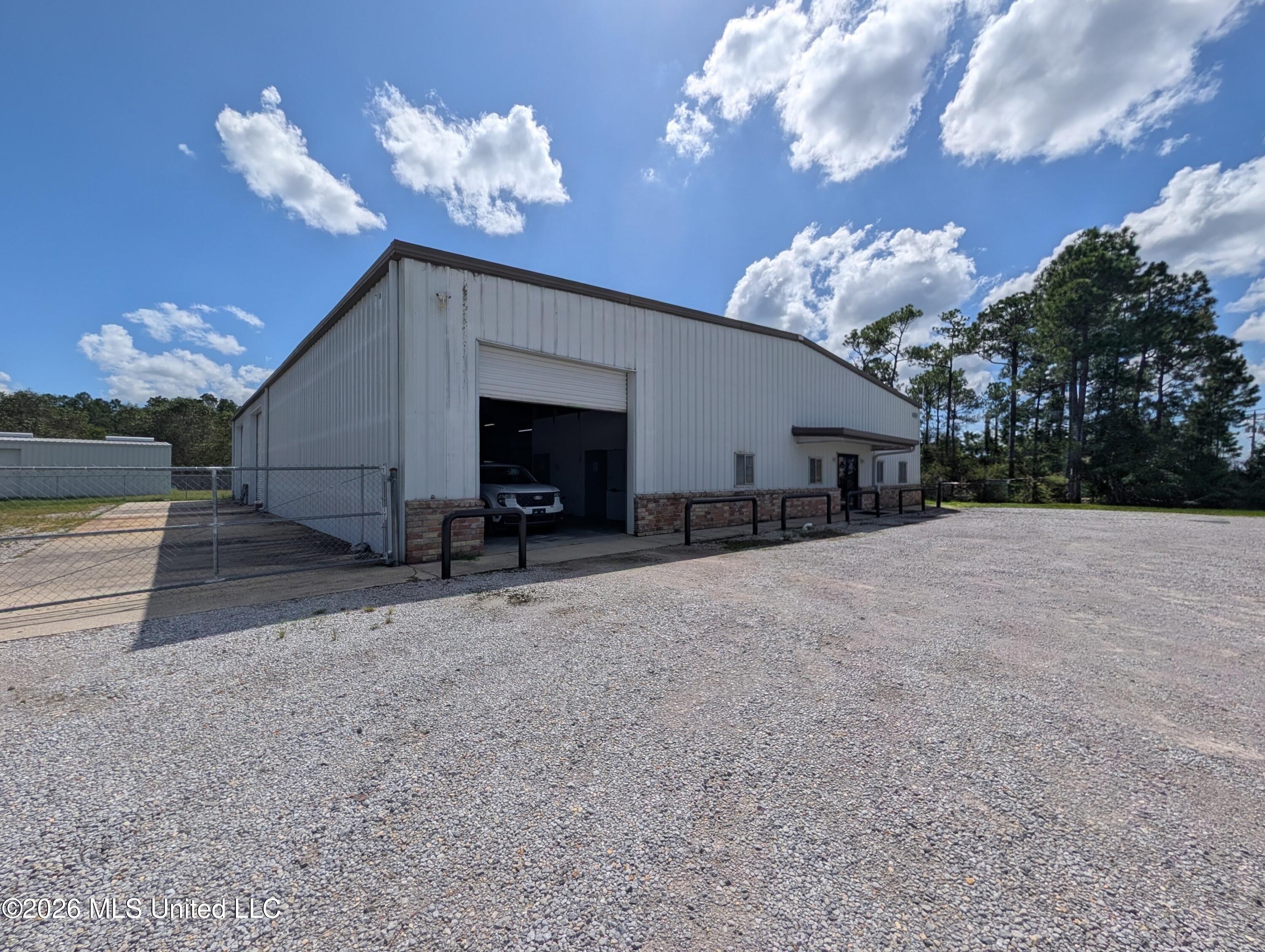7185 Texas Flat Road Property Photo 5