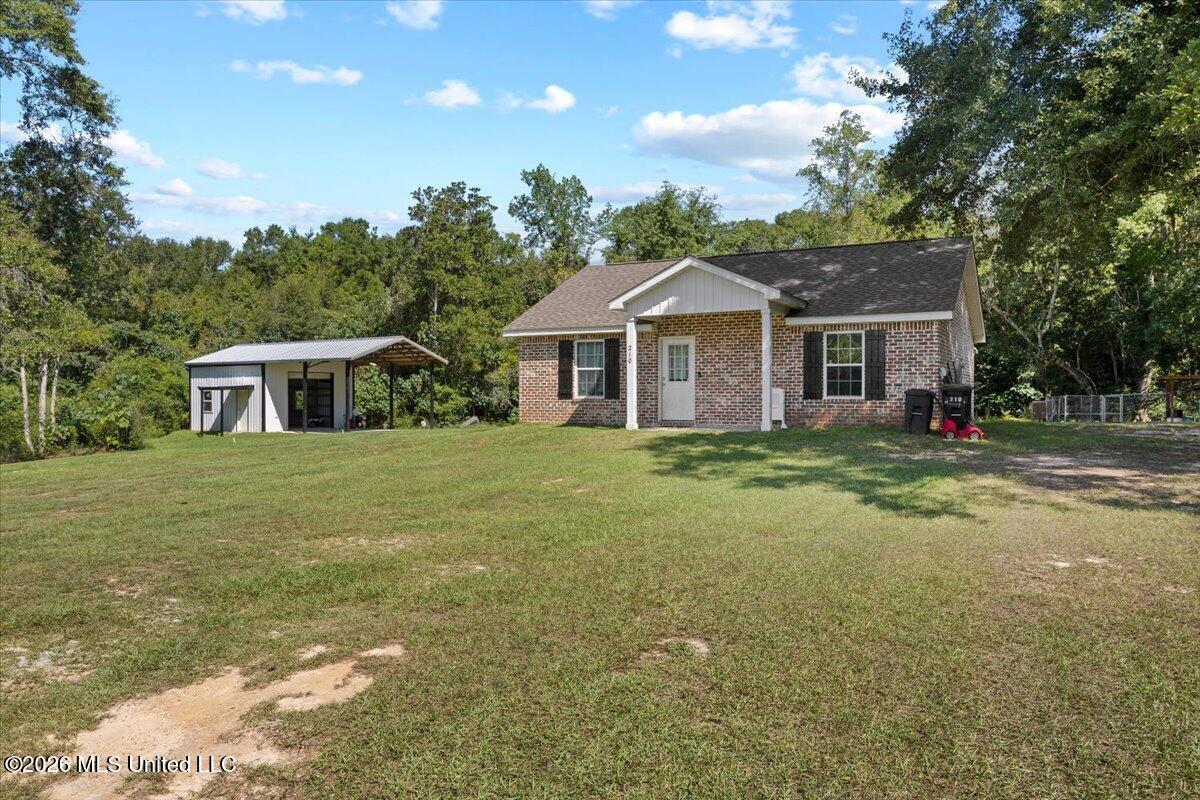 210 Buddy Finch Road Property Photo 1