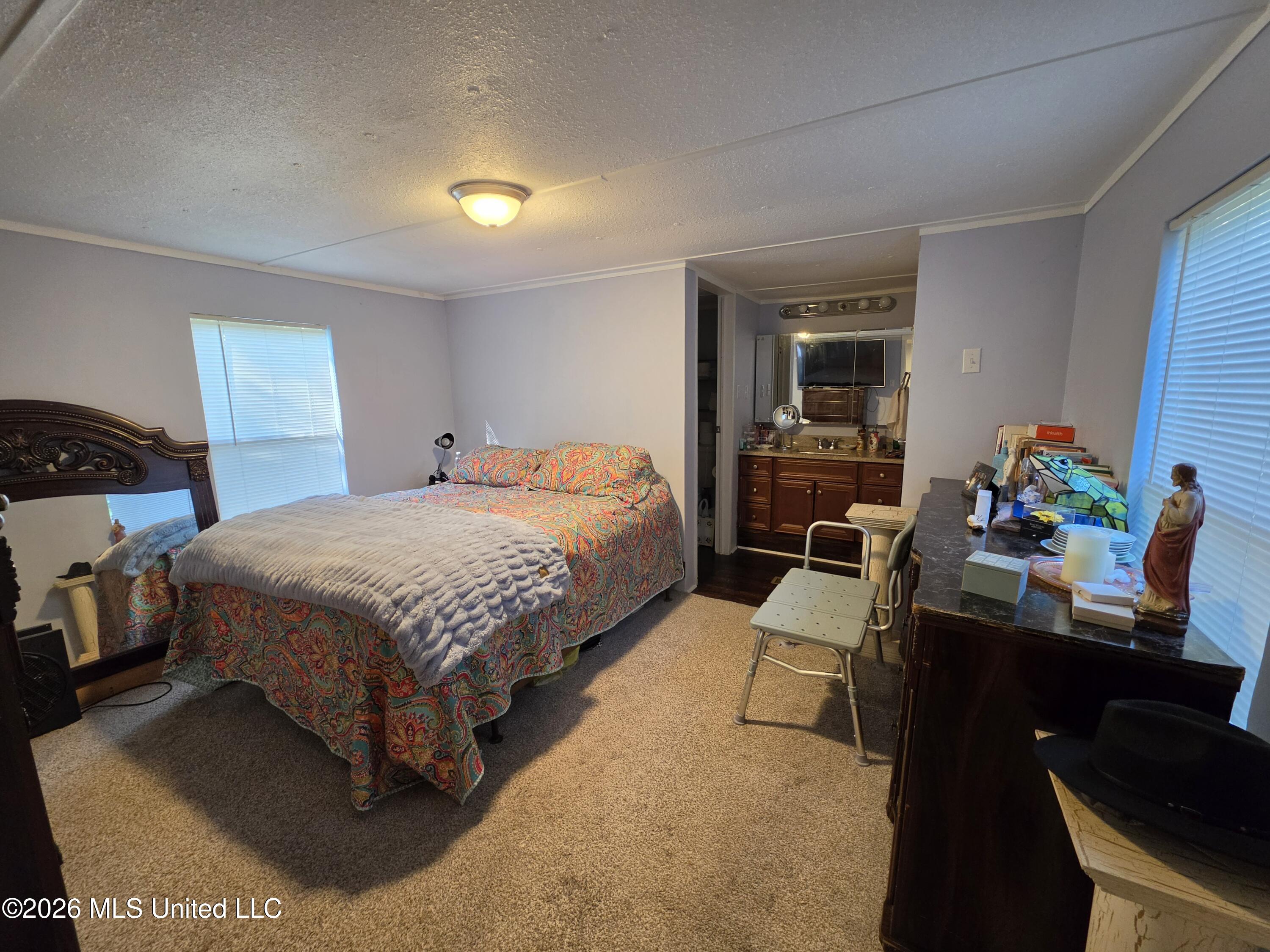 3715 Bird Cove Property Photo 10