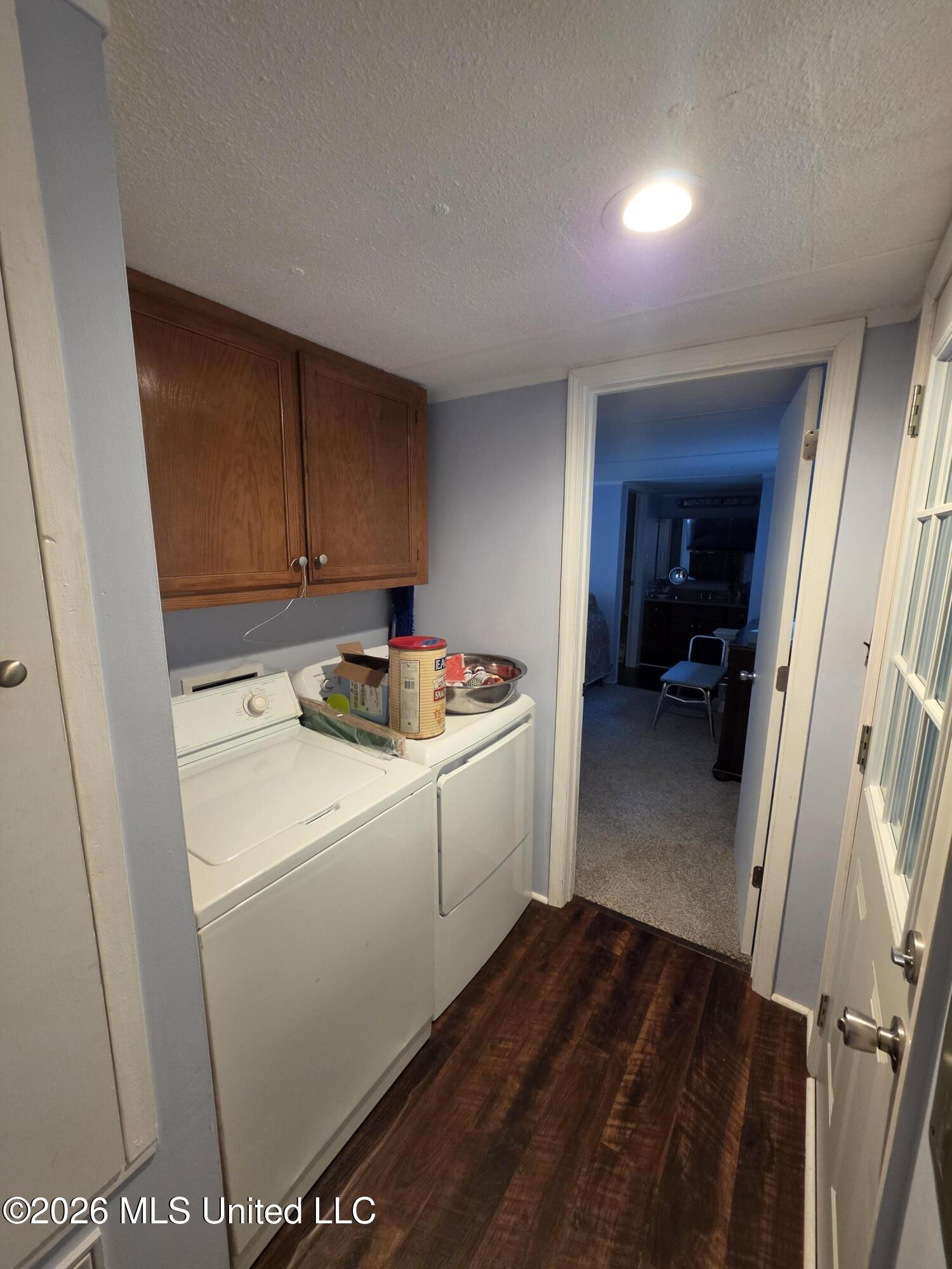 3715 Bird Cove Property Photo 11