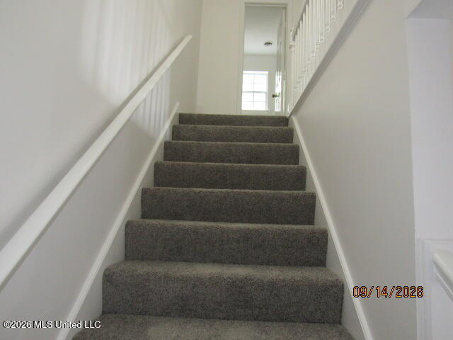 1501 Jamestown Way Property Photo 3