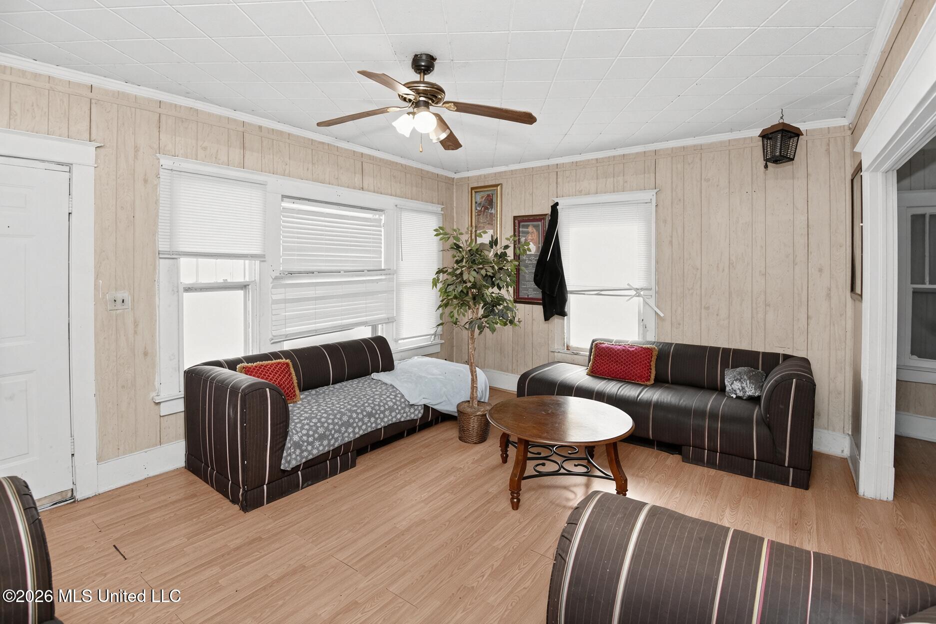 135 Alma Street Property Photo 5
