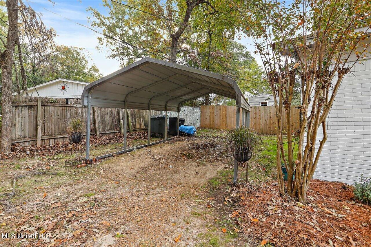 532 Bellevue Street Property Photo 3