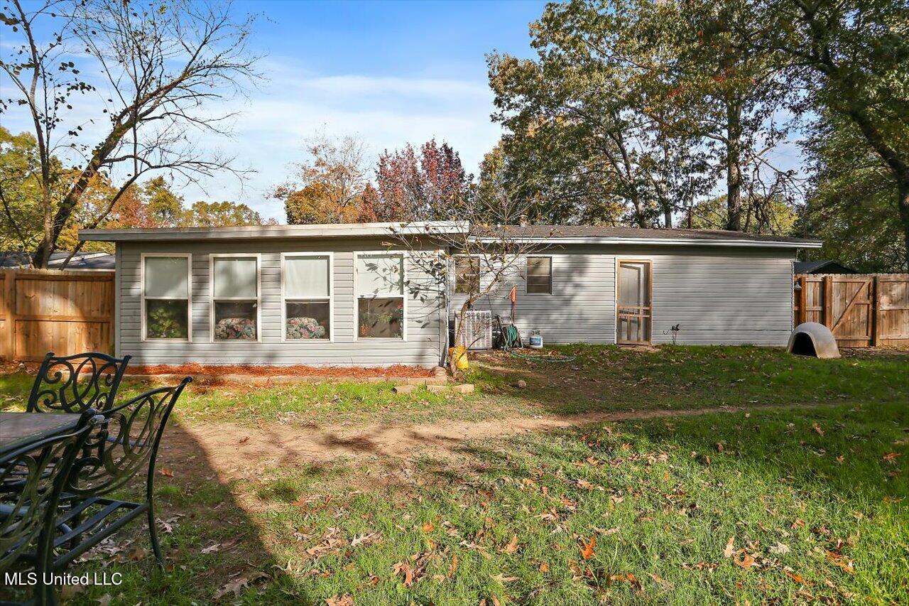 532 Bellevue Street Property Photo 23