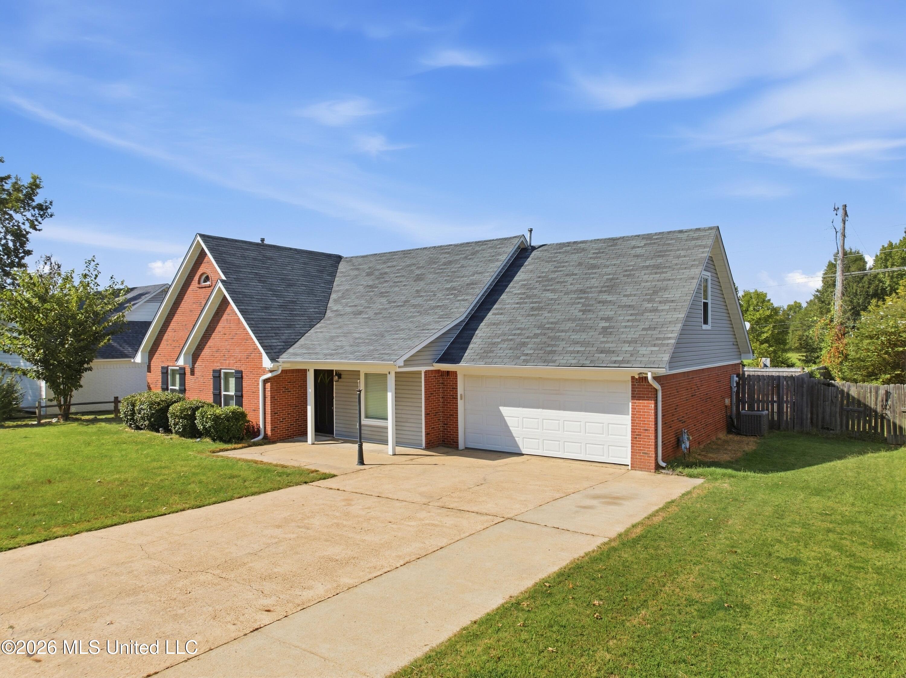 10530 Loblolly Street Property Photo 2