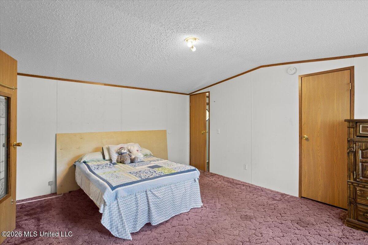 28 Herrington Property Photo 18
