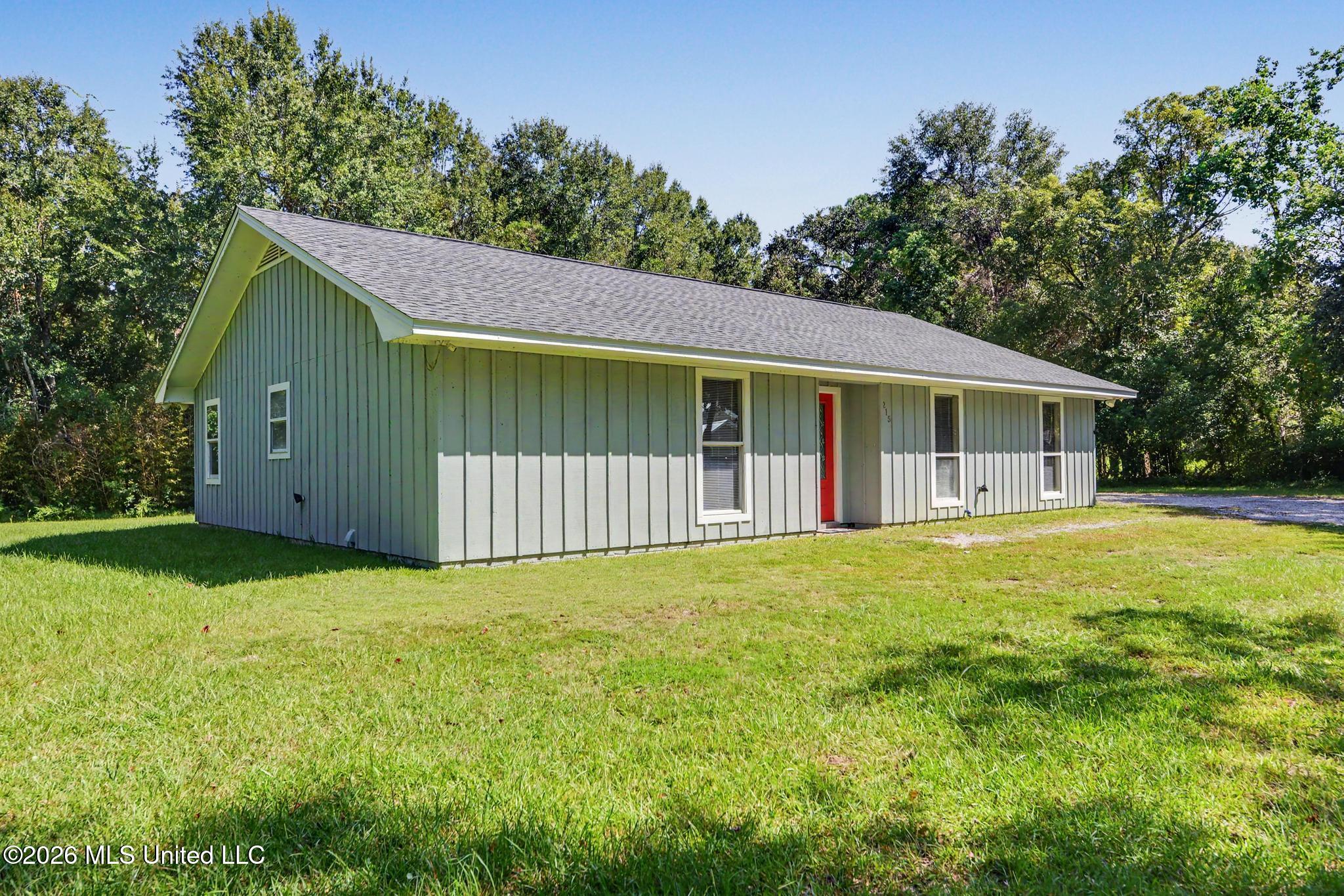 215 Old Spanish Trail Property Photo 2