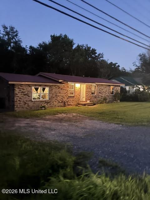 8268 Woolmarket Road Property Photo 6
