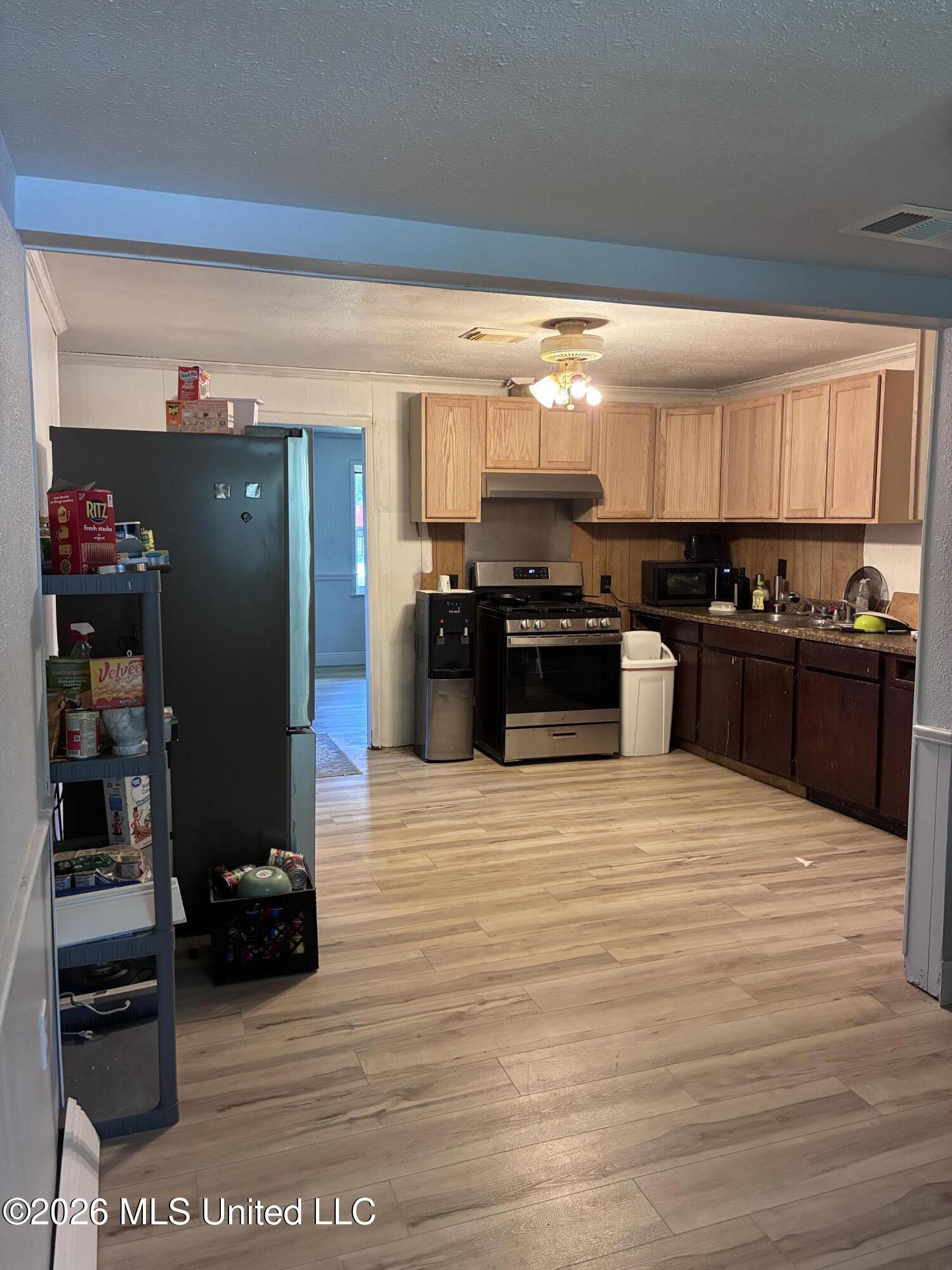 8268 Woolmarket Road Property Photo 14