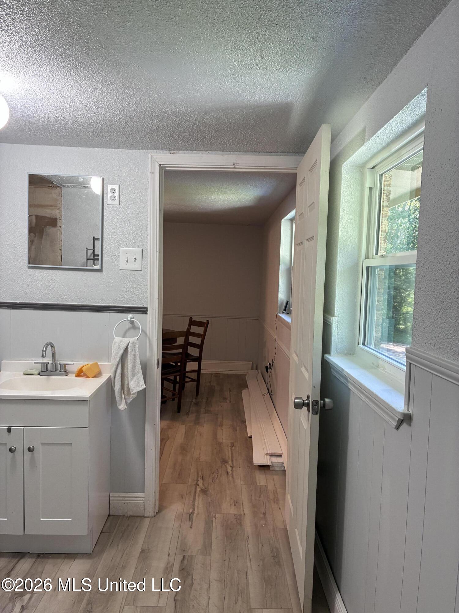 8268 Woolmarket Road Property Photo 18