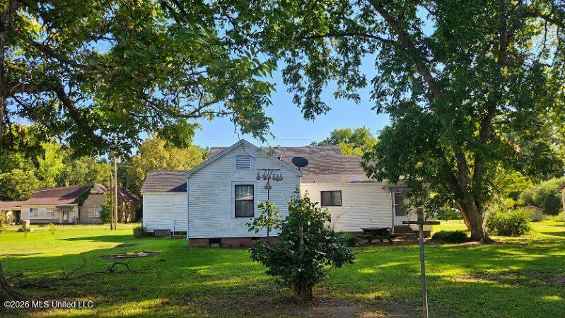 104 E South Avenue Property Photo 20
