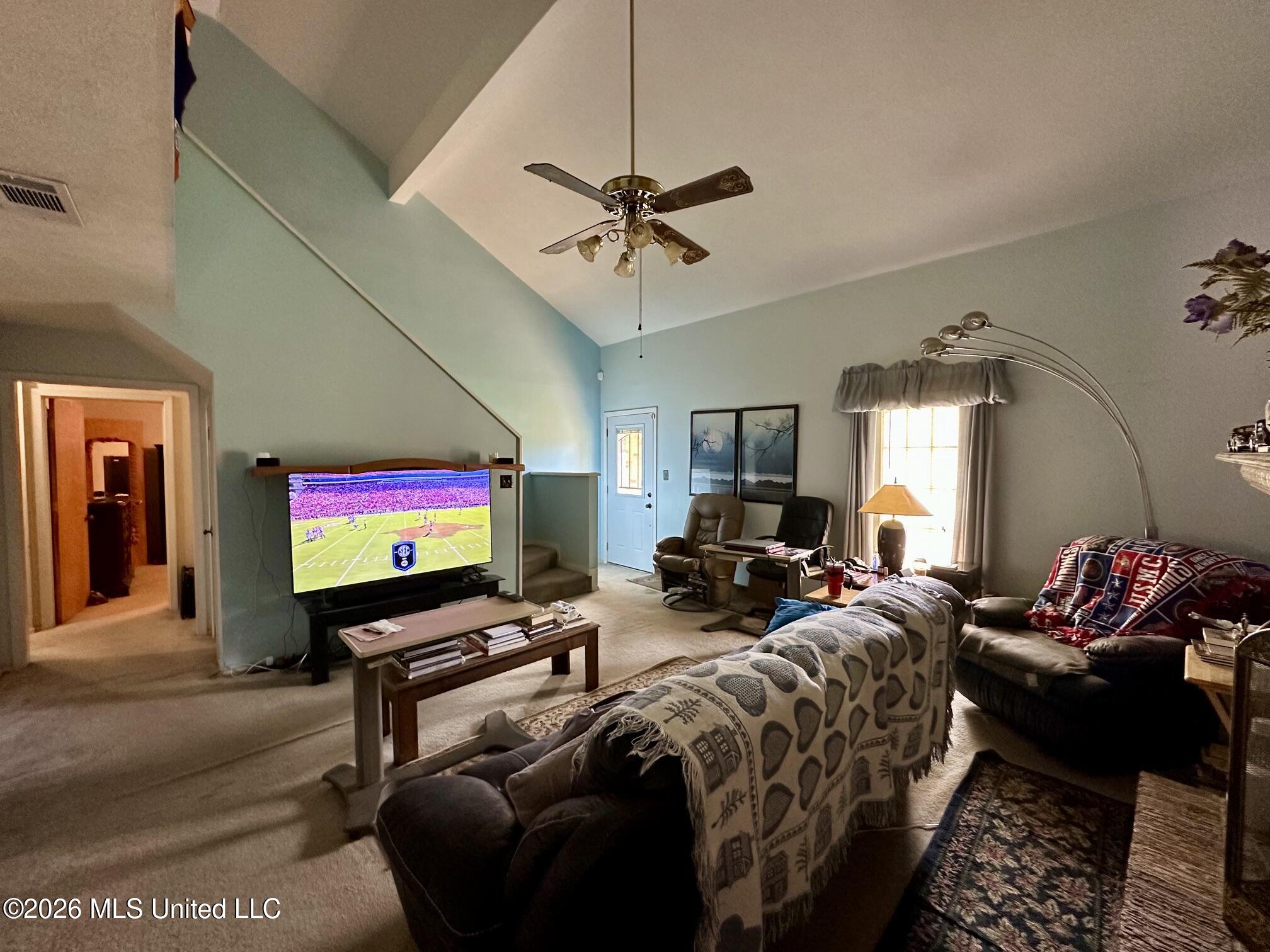 1501 Rosemont Drive Property Photo 2