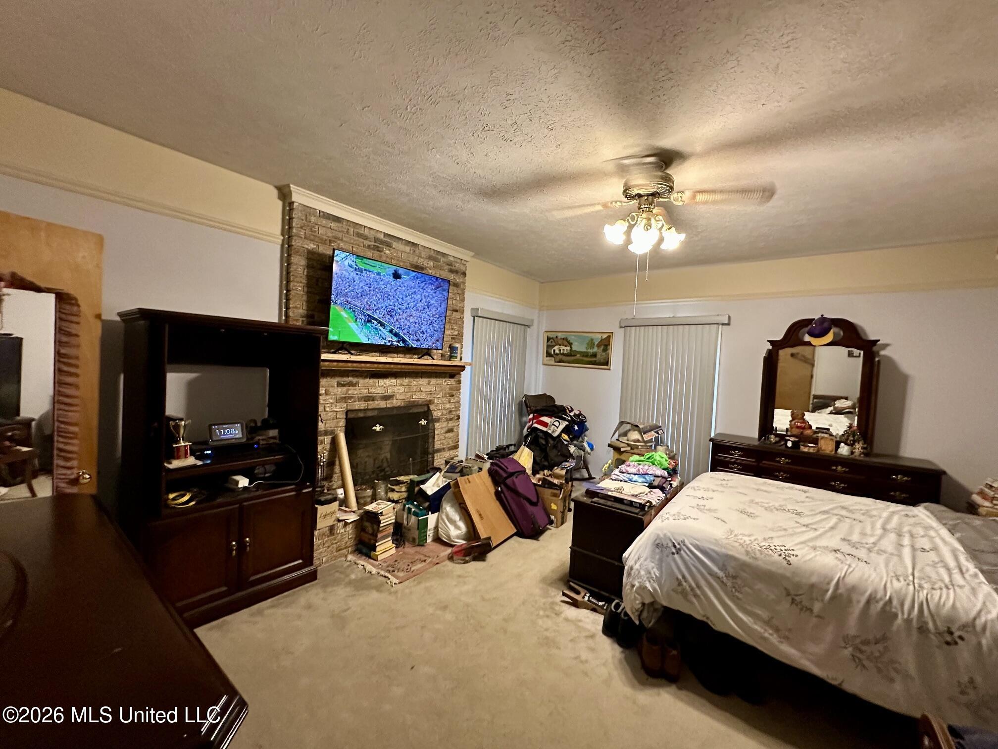 1501 Rosemont Drive Property Photo 4