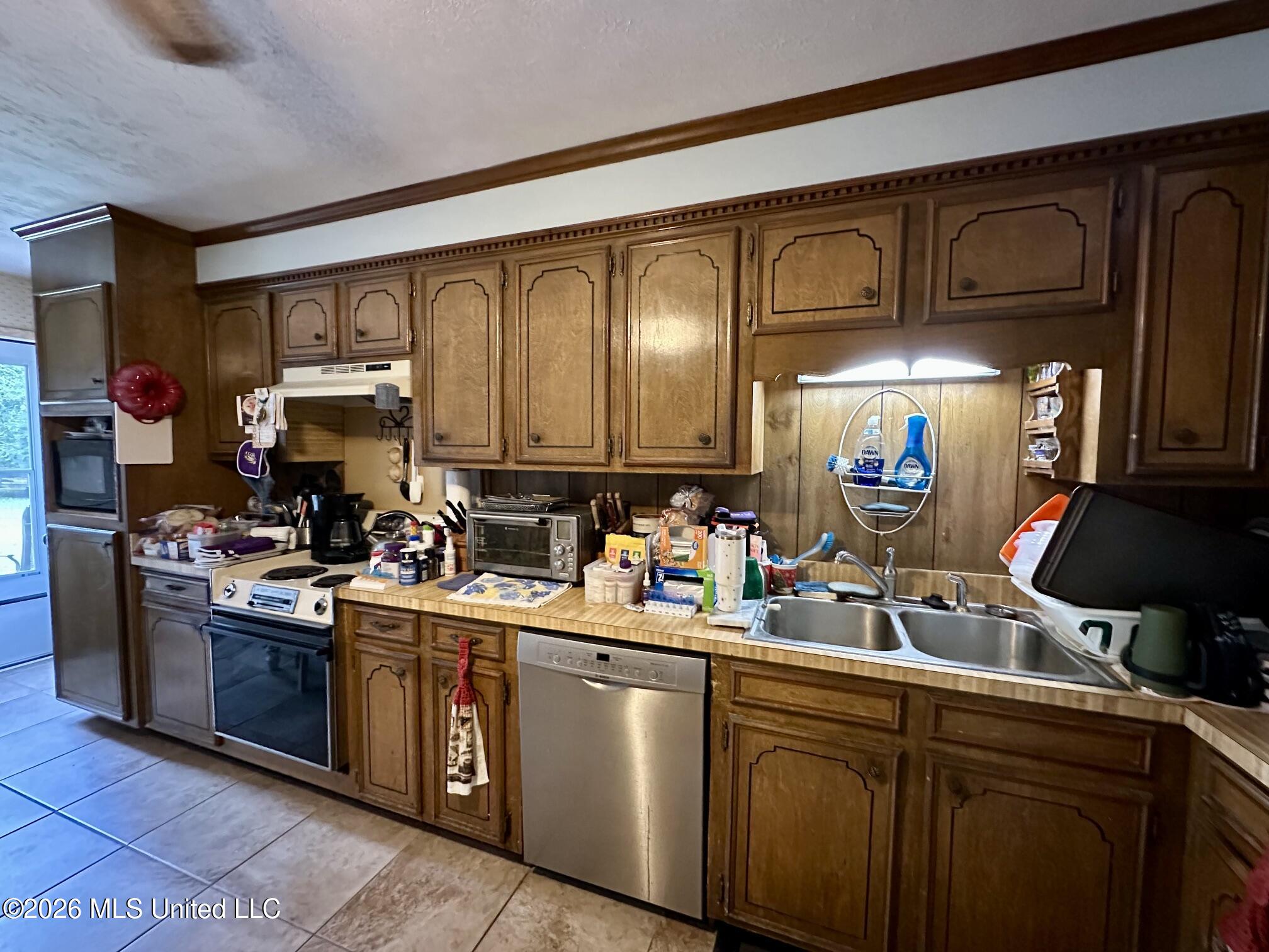 1501 Rosemont Drive Property Photo 9
