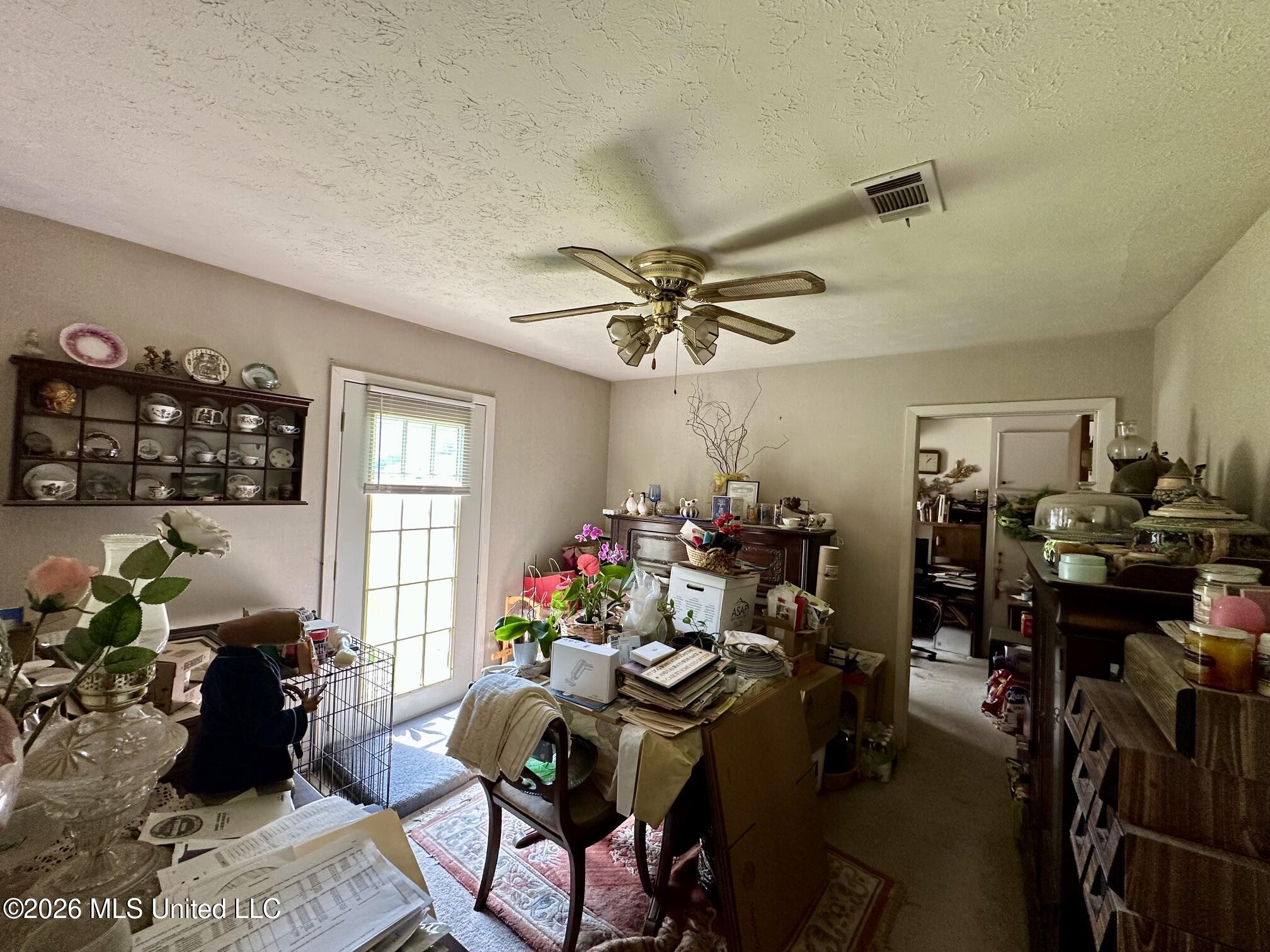 1501 Rosemont Drive Property Photo 11