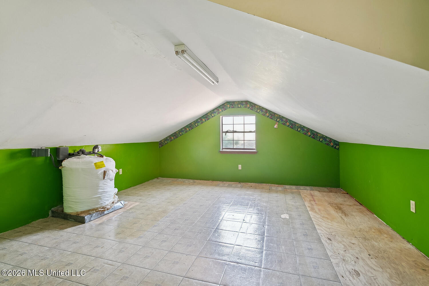 7624 Fairway Drive Property Photo 10
