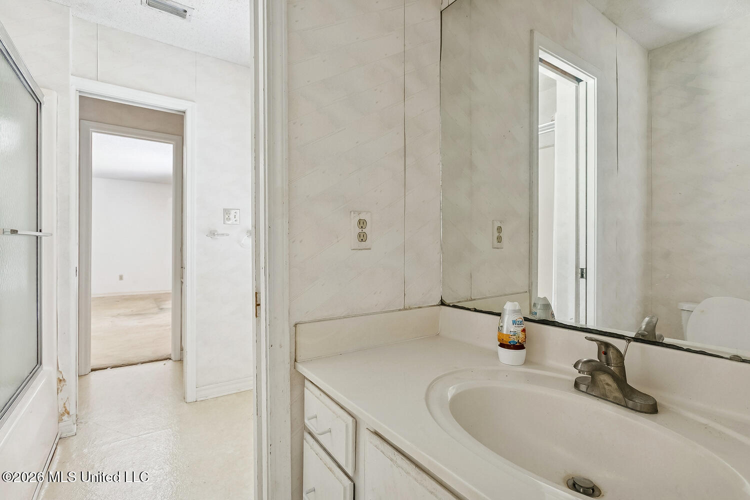 7624 Fairway Drive Property Photo 15