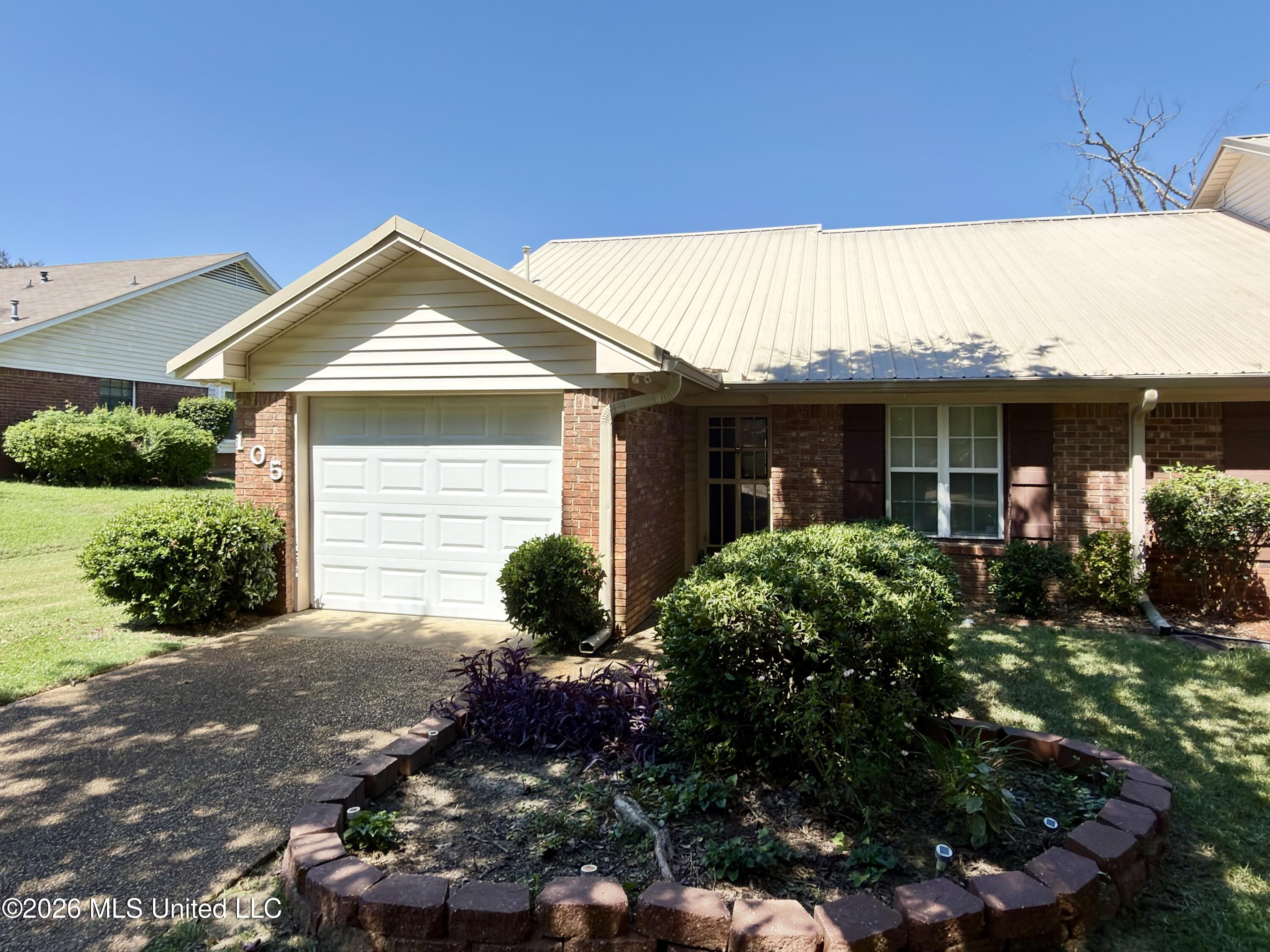 105 Misty Morning Lane Property Photo 7