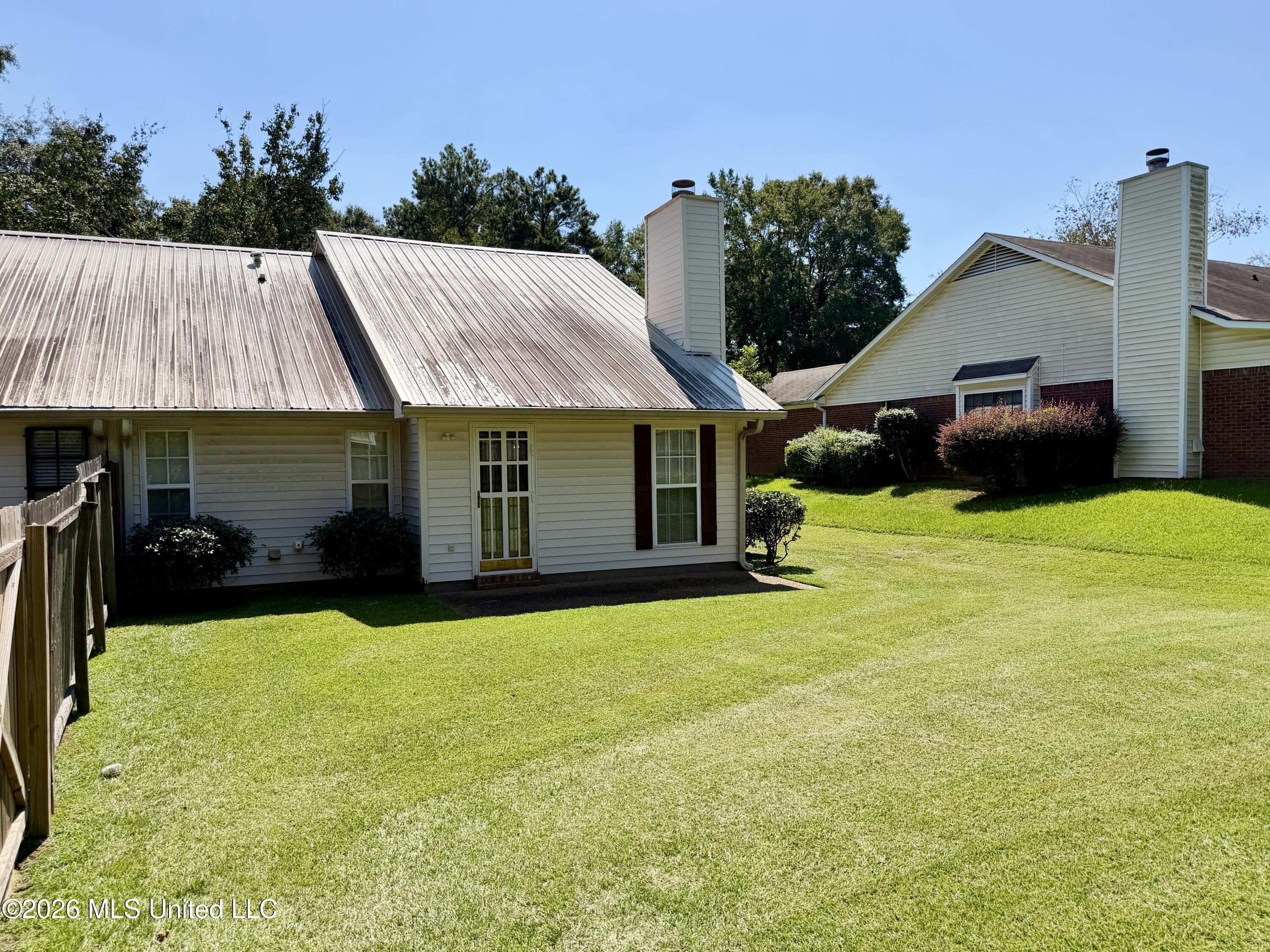 105 Misty Morning Lane Property Photo 14