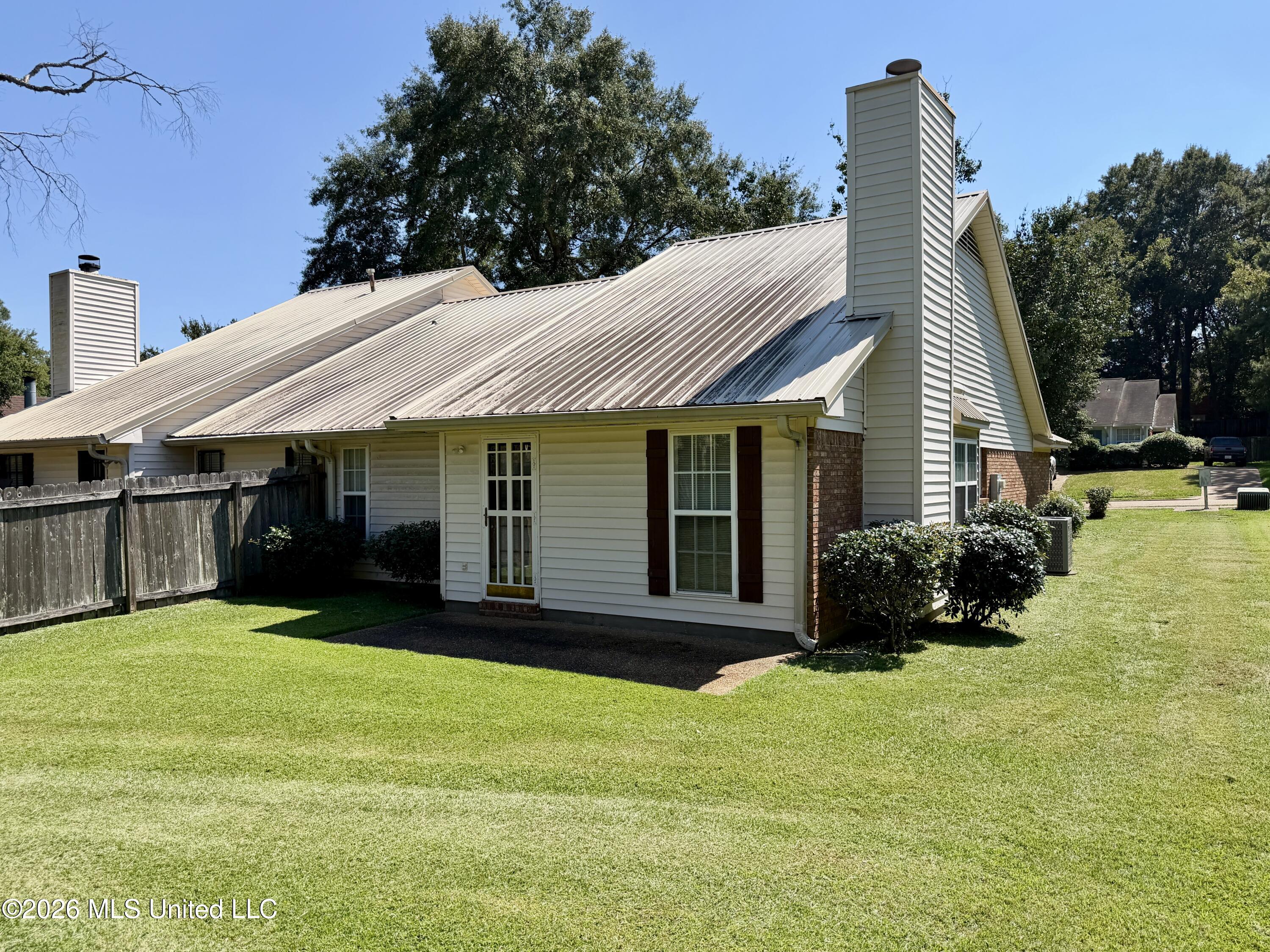 105 Misty Morning Lane Property Photo 15